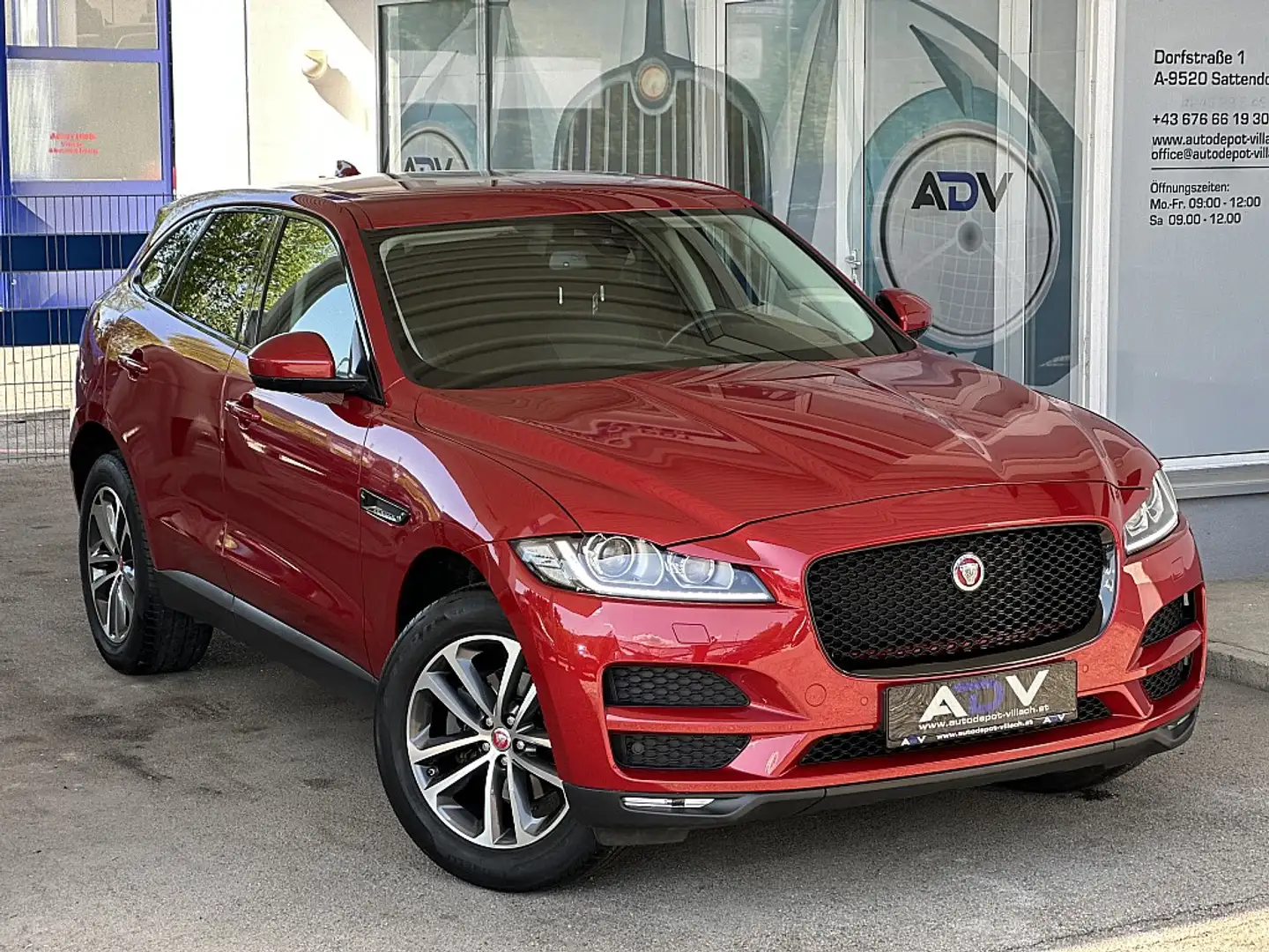 Jaguar F-Pace 20d AWD Prestige Aut. Rot - 1