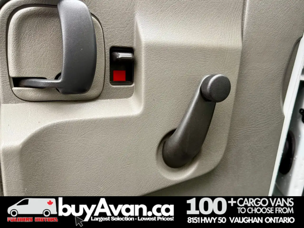 GMC Savana снимка GMC Savana