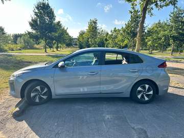 Hybrid 1.6 GDI Style