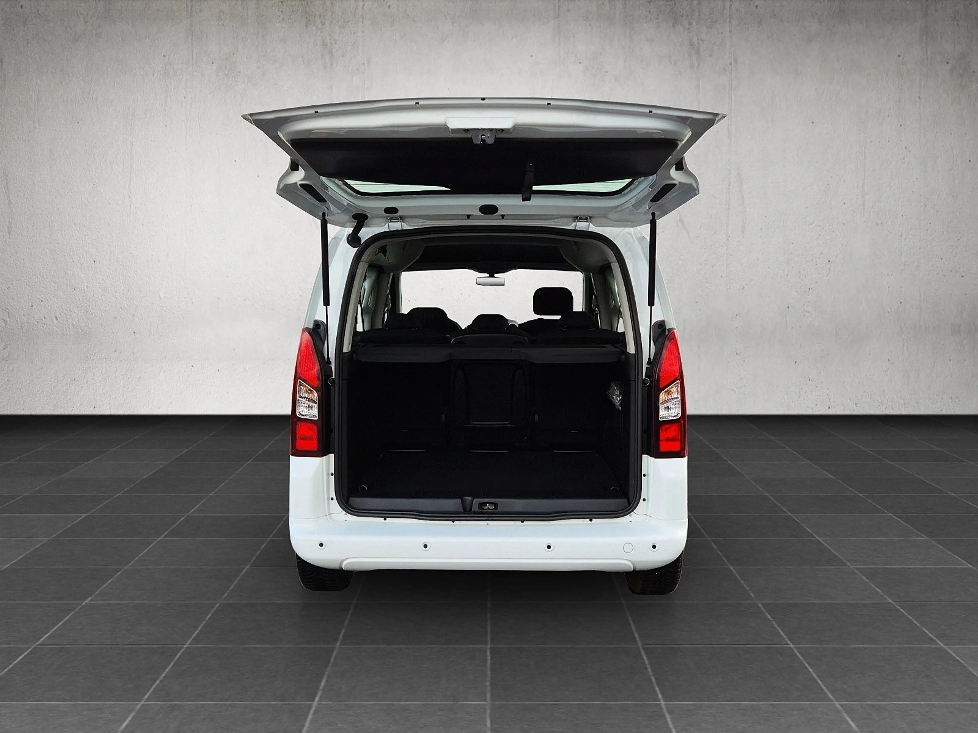 Peugeot Partner Tepee Active/1 Hand/Automatik/54Tkm — photo 10