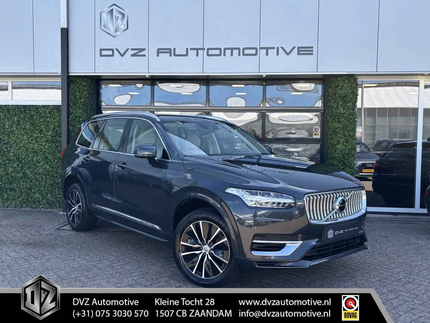 Volvo XC90 2.0 T8 390PK Recharge AWD Inscription Expression 7 Grijs - 1