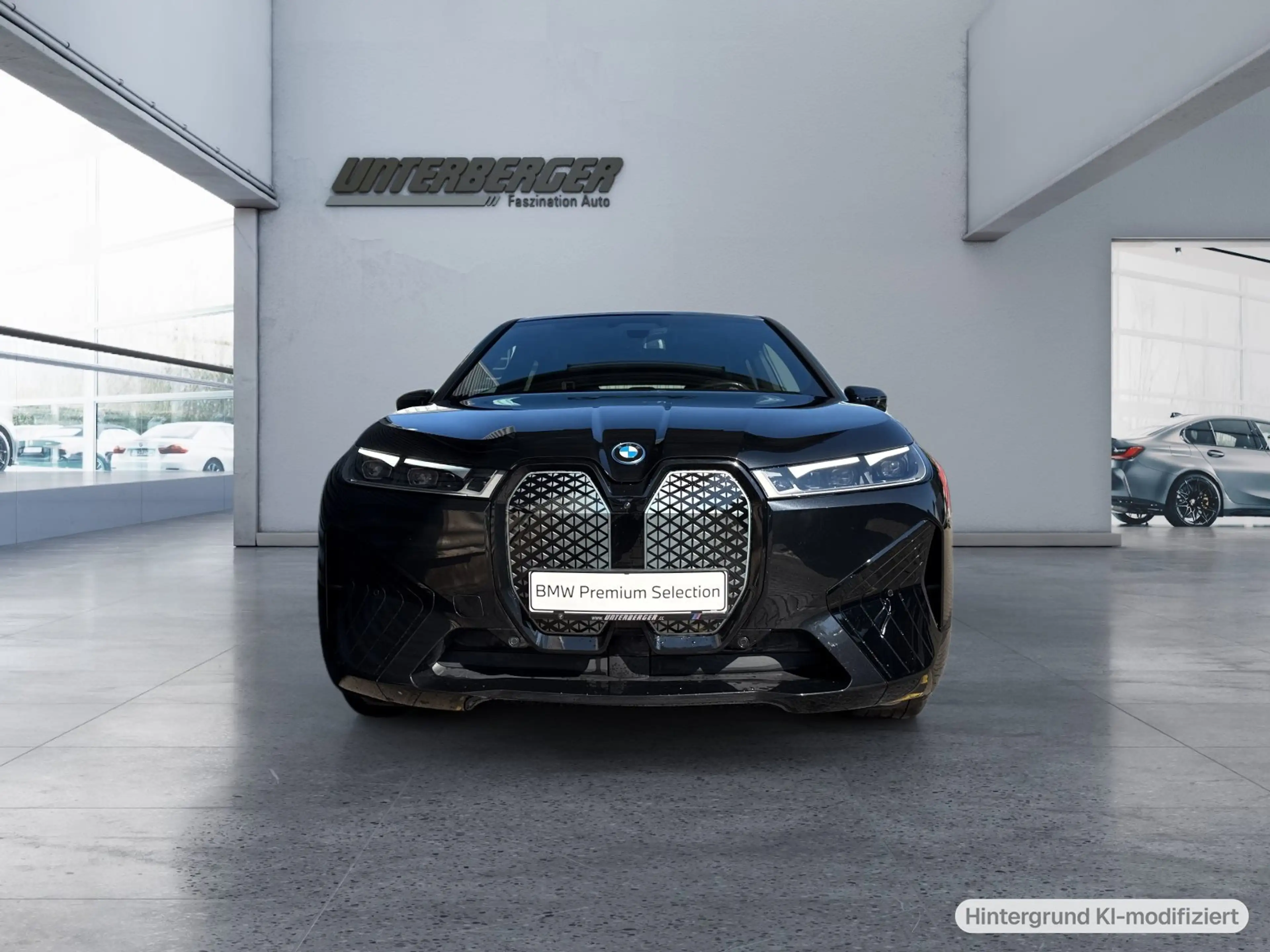 BMW iX xDrive40 — photo 2