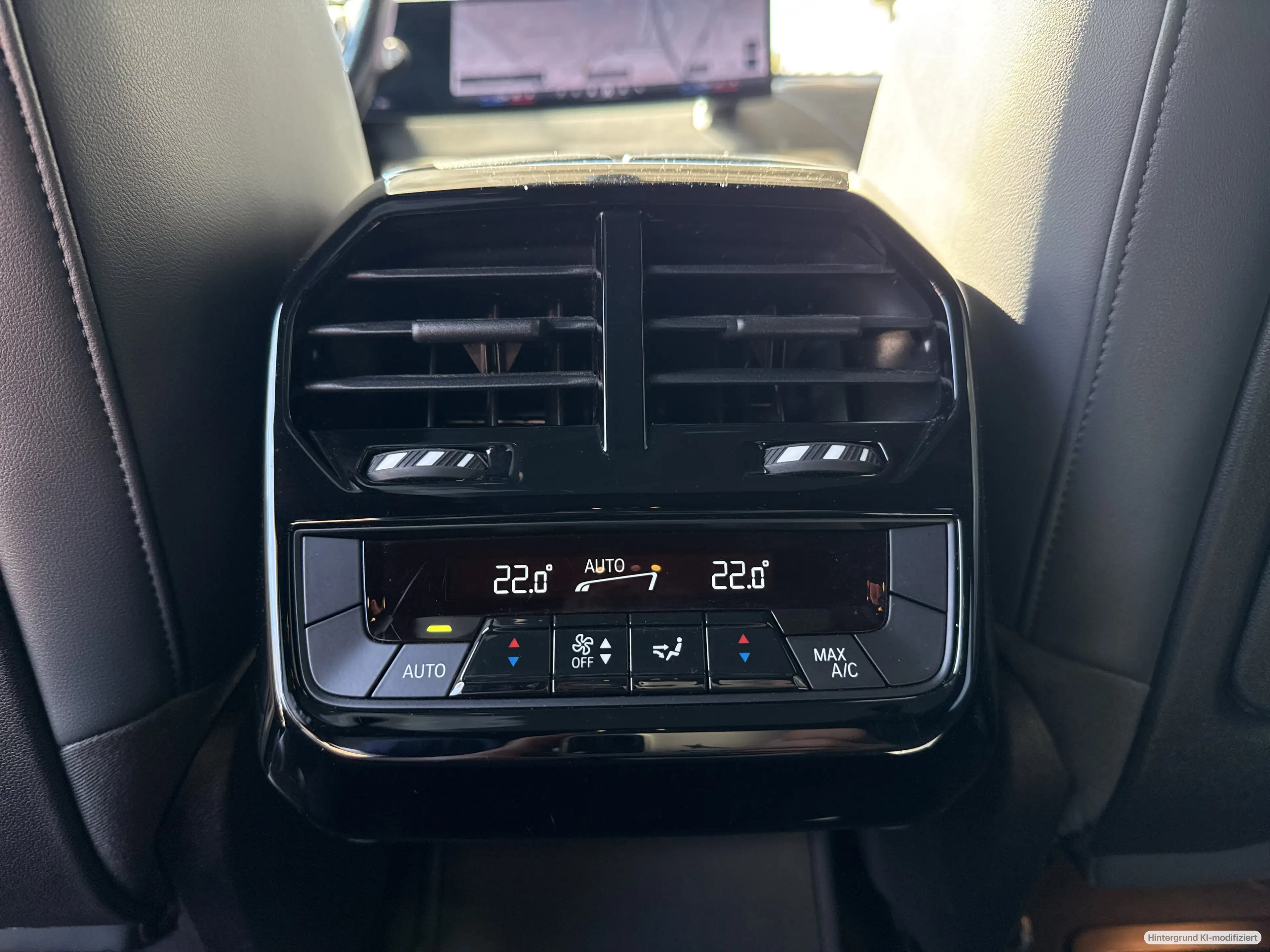 BMW iX xDrive40 — photo 15