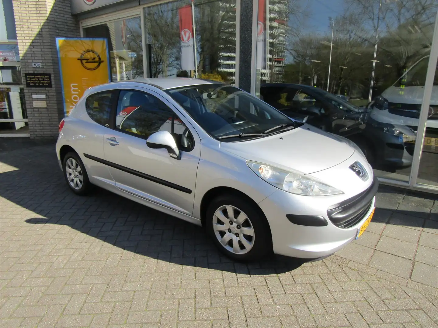 Peugeot 207 1.4 VTI AIRCO L.M. VELGEN Gris - 1