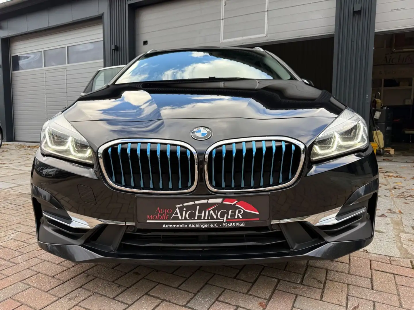 BMW 225 Luxury Line Panorama Head-Up Zwart - 2