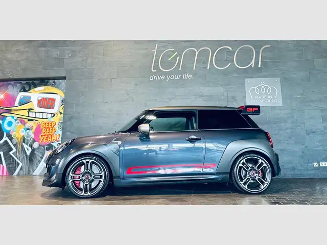 MINI Cooper JOHN COOPER WORKS GP 1044 OF 3000 STEPTRONIC