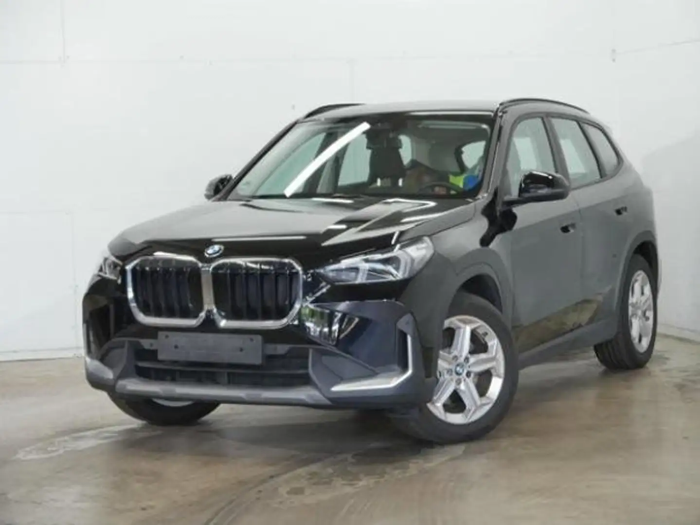 BMW X1 20 i sDrive Head-Up/Kamera 4x/Komfortzugang Noir - 2