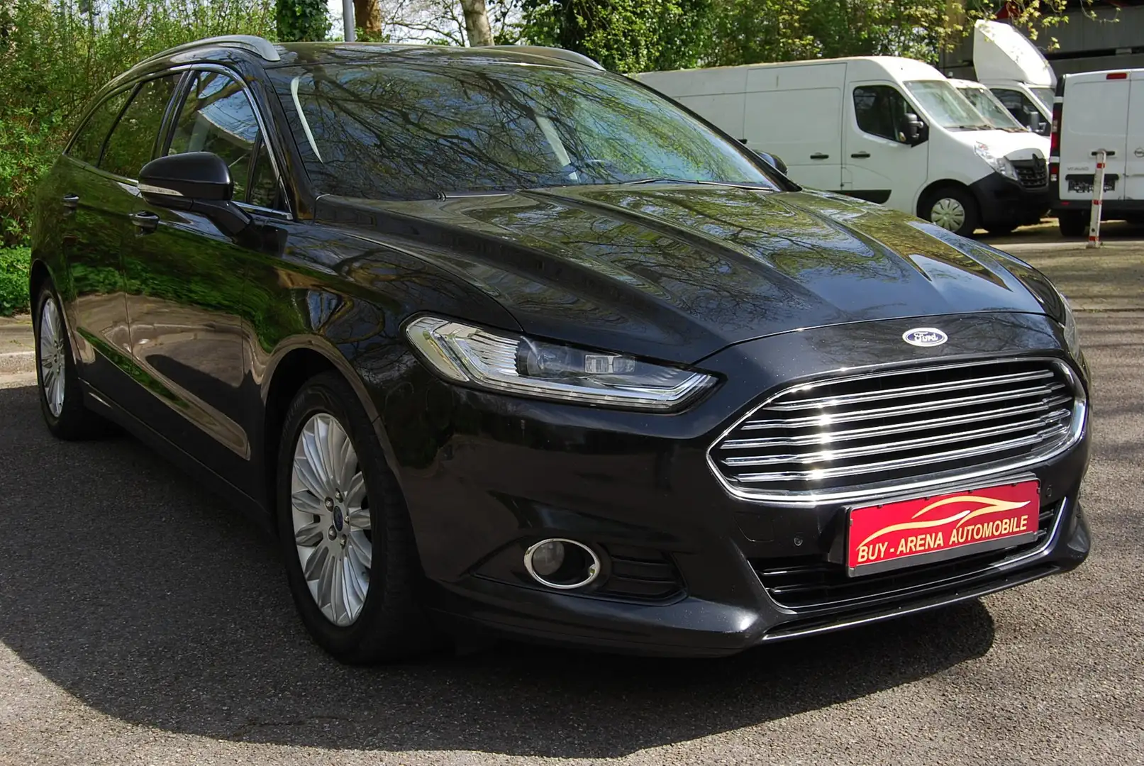 Ford Mondeo 2.0 TDCi Titanium Kombi Automatik 2.H Voll Top Black - 1