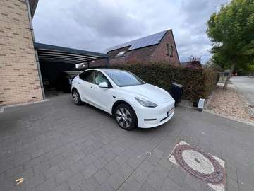 Model Y 72.5 kWh Dual Motor Long Range (324 kW)