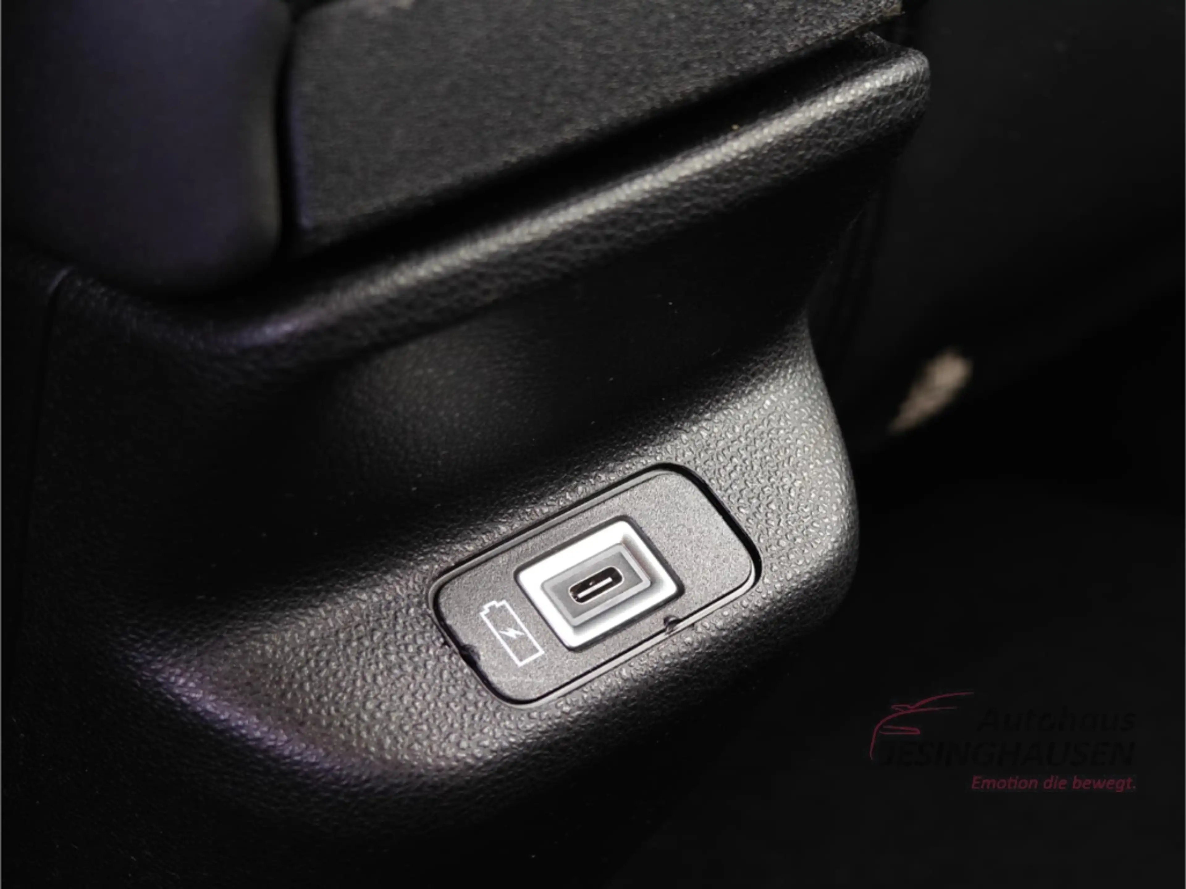 Jeep Avenger Altitude MHEV+WinterP.+ LED+ACC+Apple CarPla+Andro — photo 42