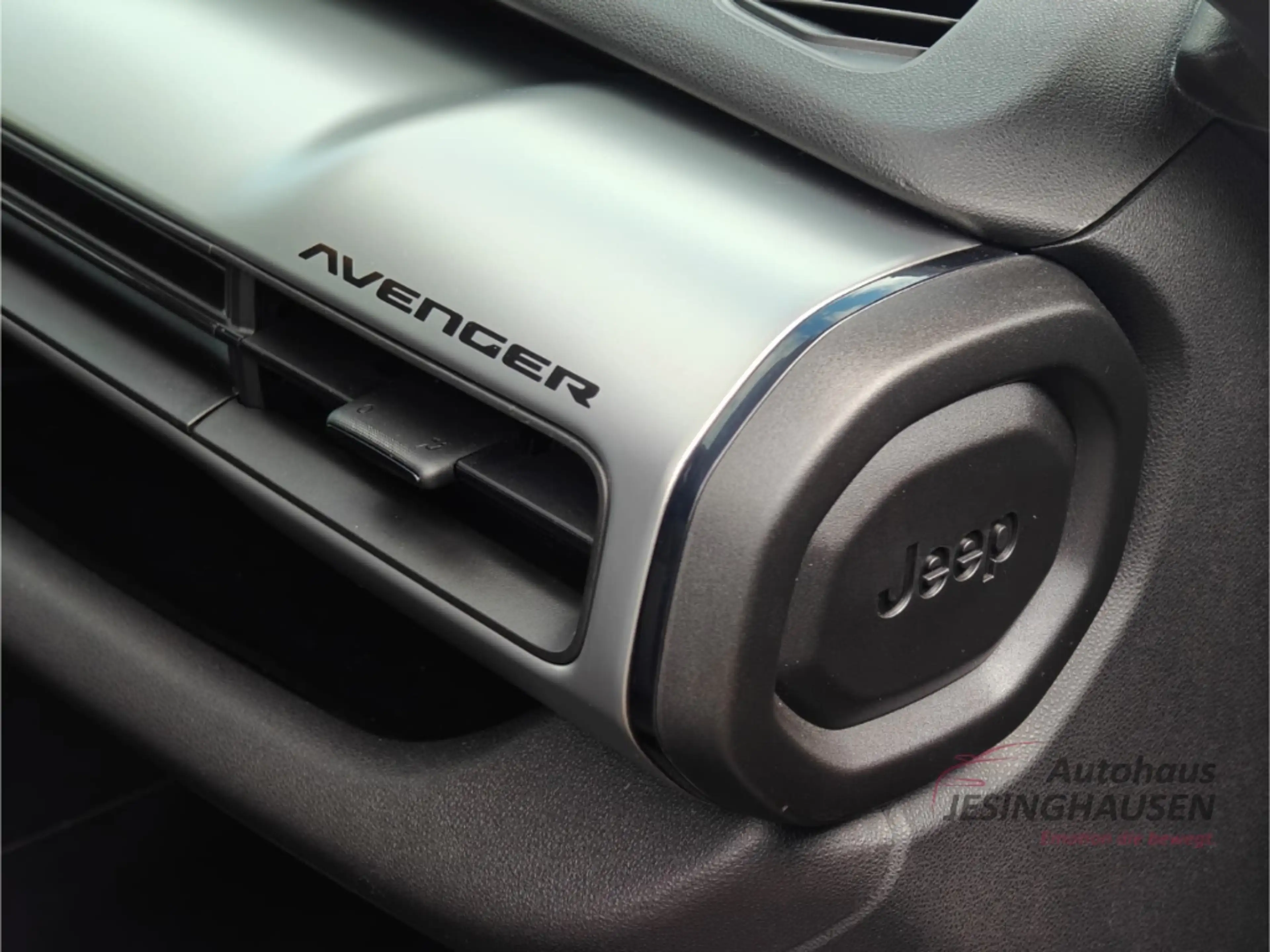 Jeep Avenger Altitude MHEV+WinterP.+ LED+ACC+Apple CarPla+Andro — photo 44