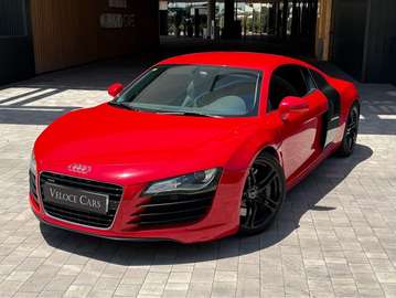4.2 FSI quattro R tronic