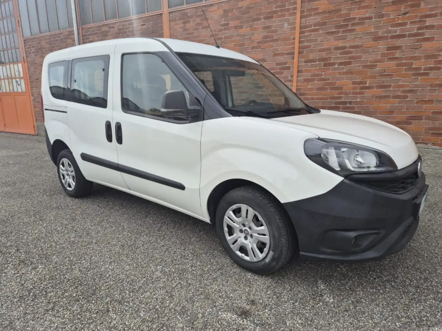 Fiat Doblo Doblò 1.3 MJT PC Combi N1 5 POSTI Weiß - 2