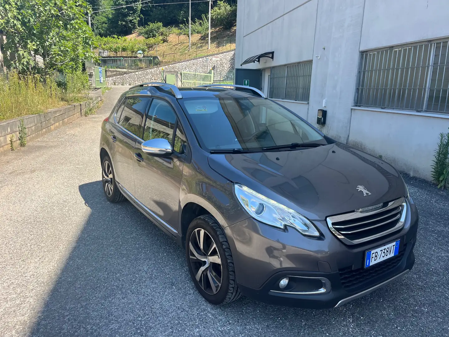 Peugeot 2008 2008 1.6 bluehdi Allure s Grigio - 2