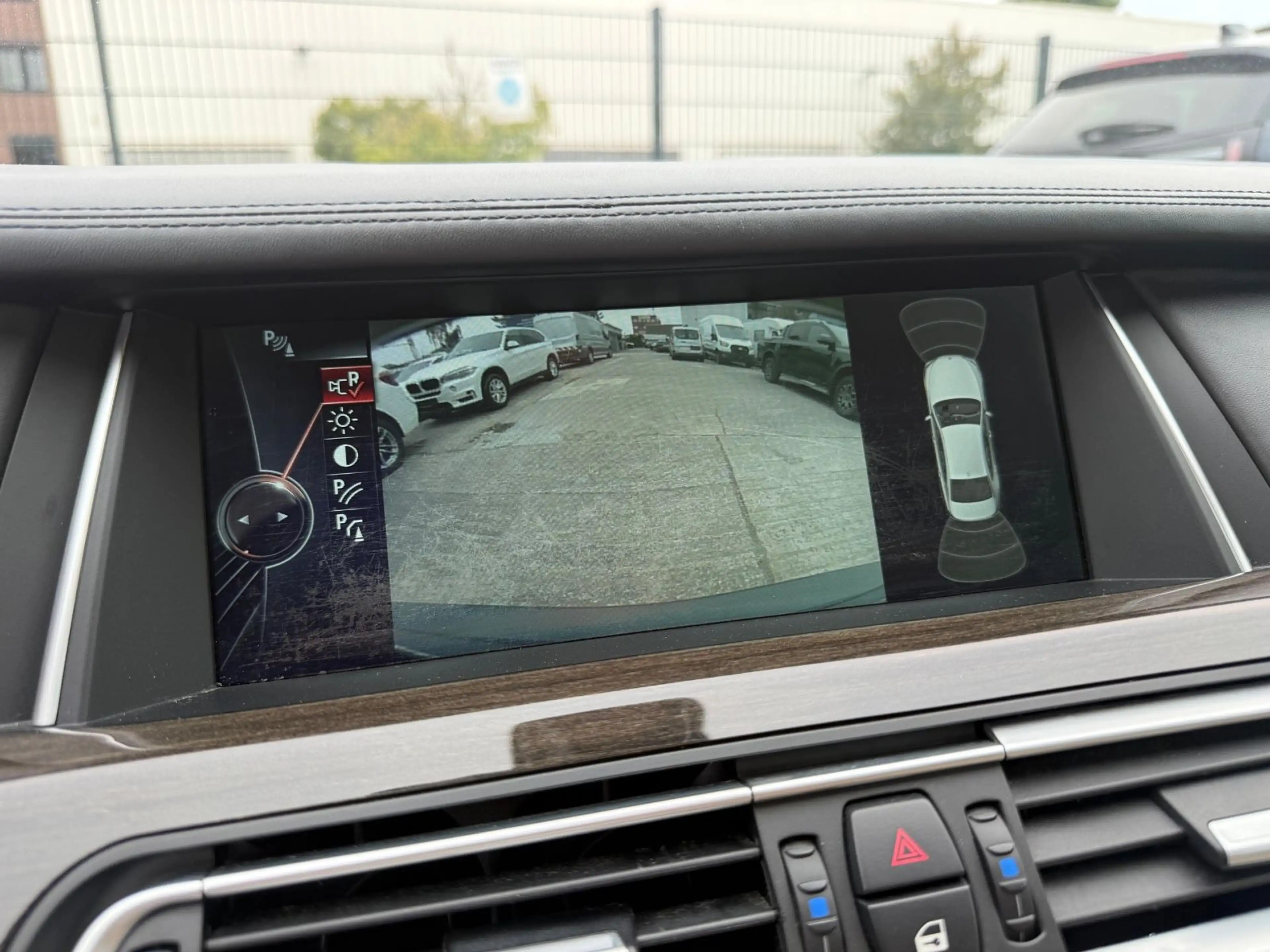BMW 730 d/Pano/Kamer/Head-up/St.heiz/Leder/Soft/Memo — photo 25