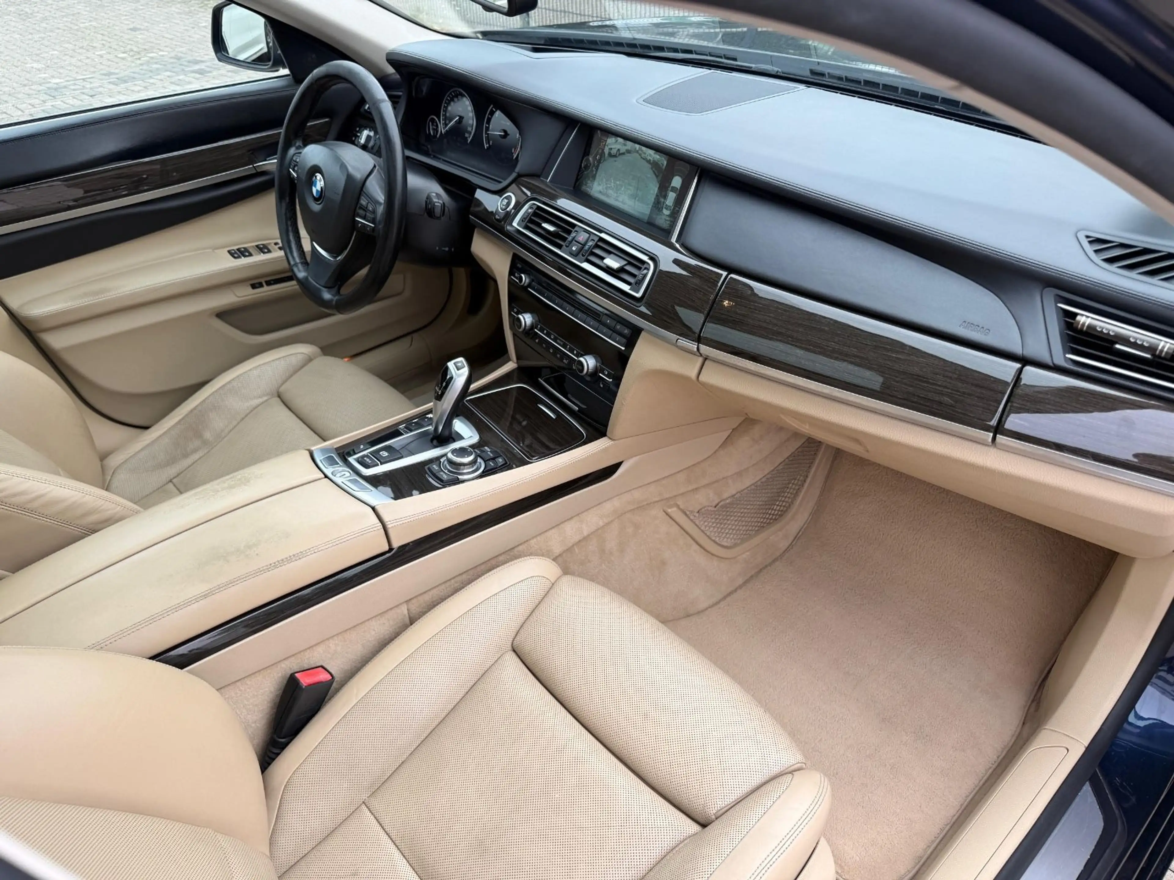 BMW 730 d/Pano/Kamer/Head-up/St.heiz/Leder/Soft/Memo — photo 23