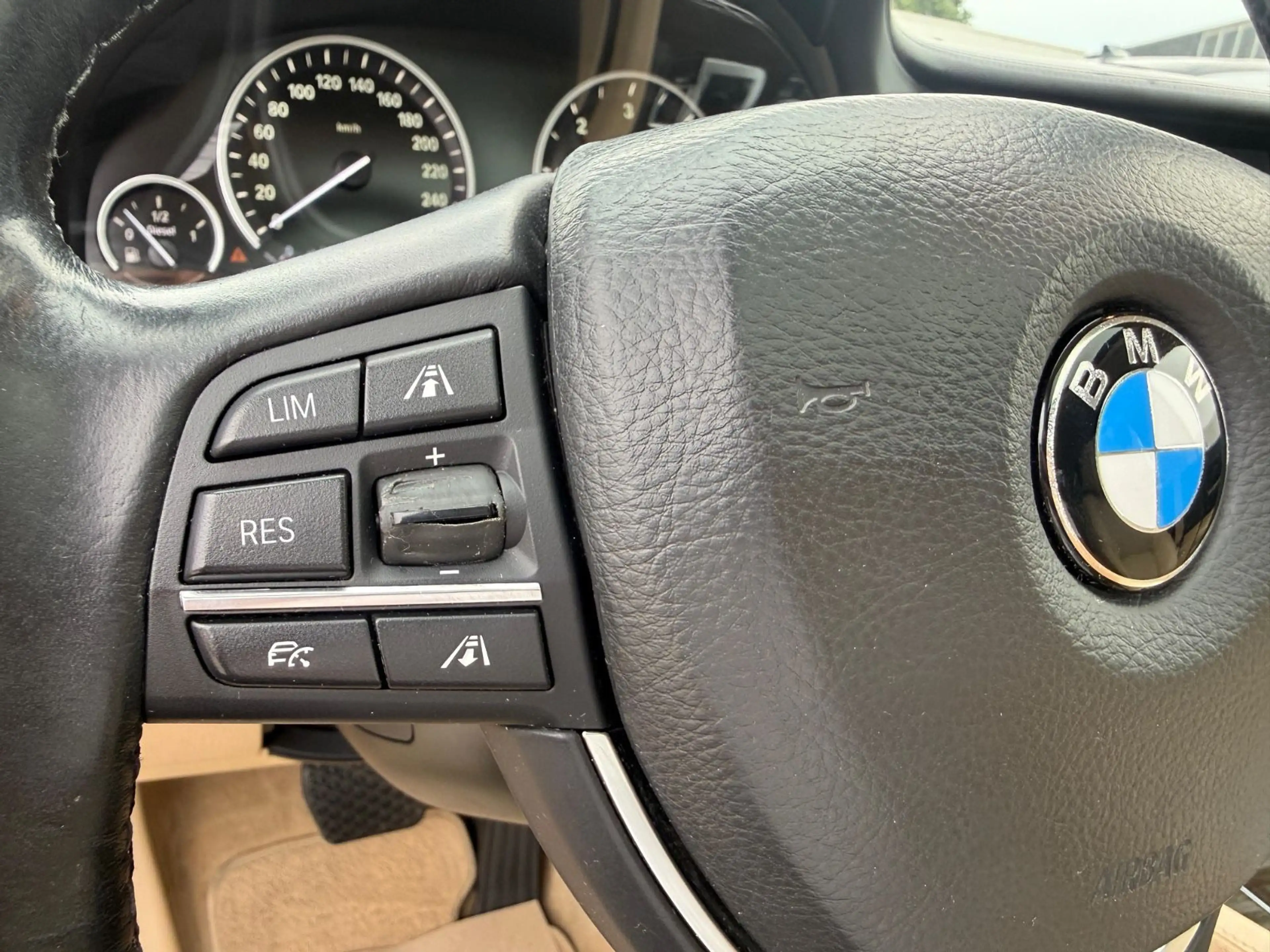 BMW 730 d/Pano/Kamer/Head-up/St.heiz/Leder/Soft/Memo — photo 19