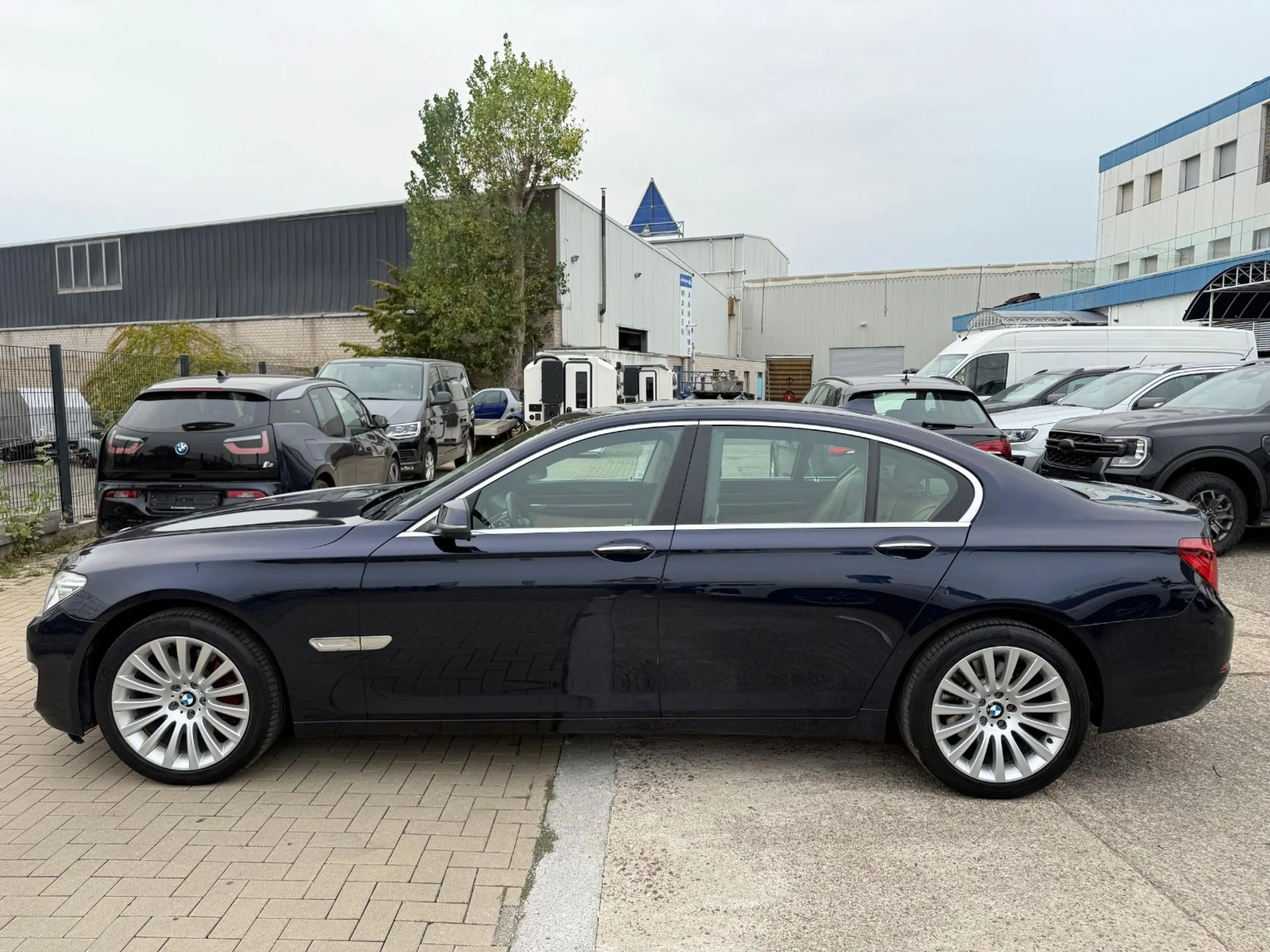 BMW 730 d/Pano/Kamer/Head-up/St.heiz/Leder/Soft/Memo — photo 9