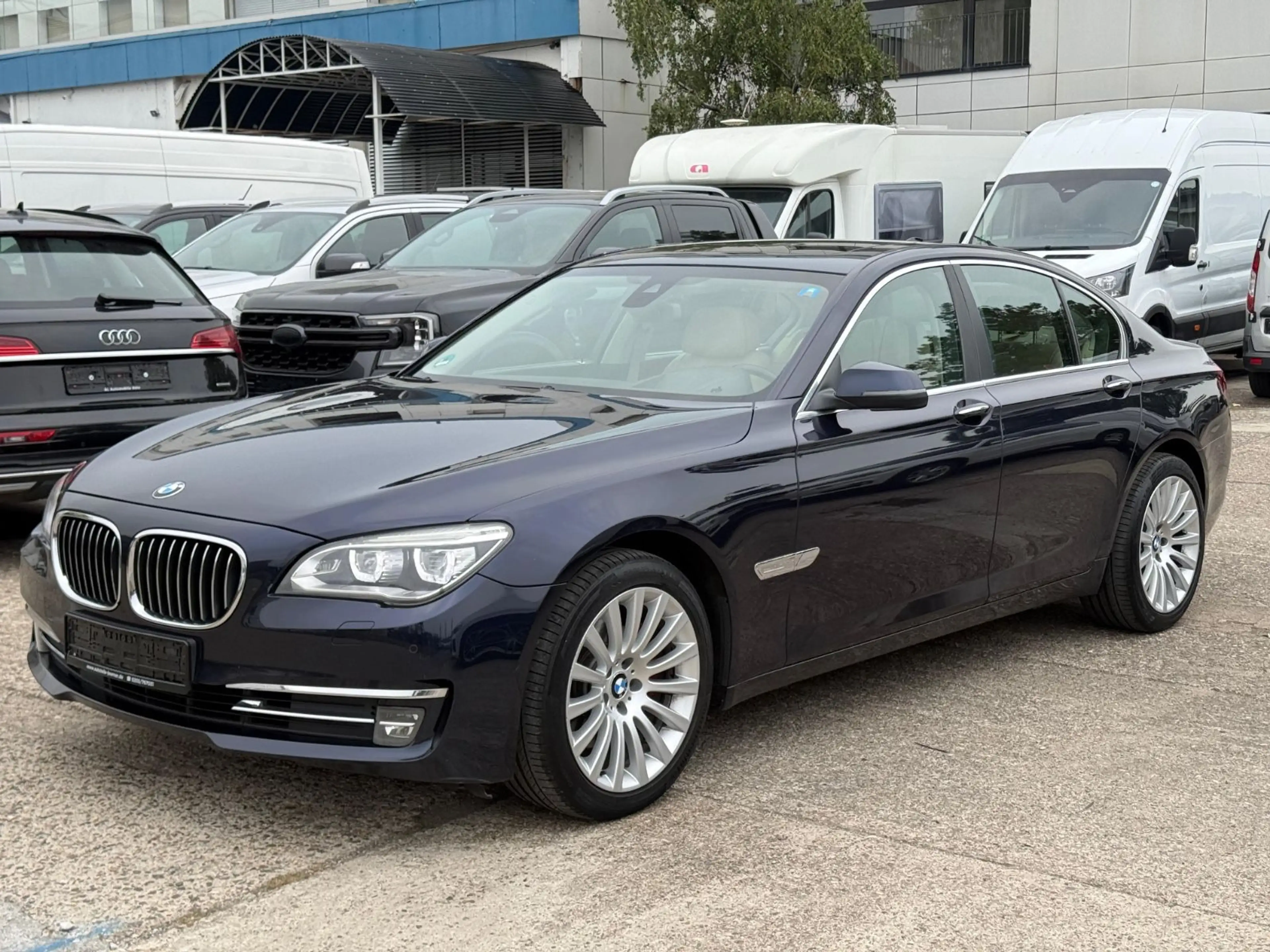 BMW 730 d/Pano/Kamer/Head-up/St.heiz/Leder/Soft/Memo — photo 2