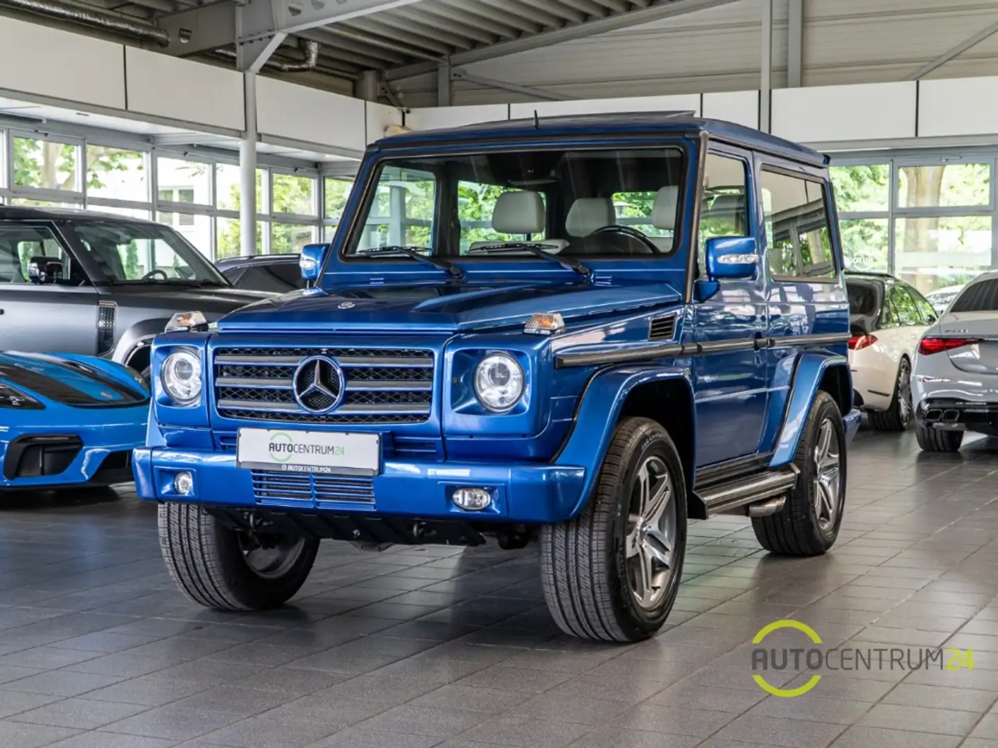 Mercedes-Benz G 500 Schiebedach Parktronic Chrom Kamera Ambiente Blau - 2