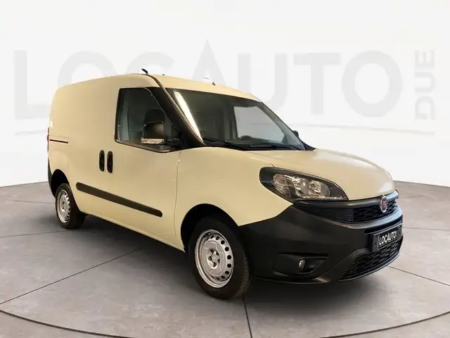 Fiat Doblo view 3