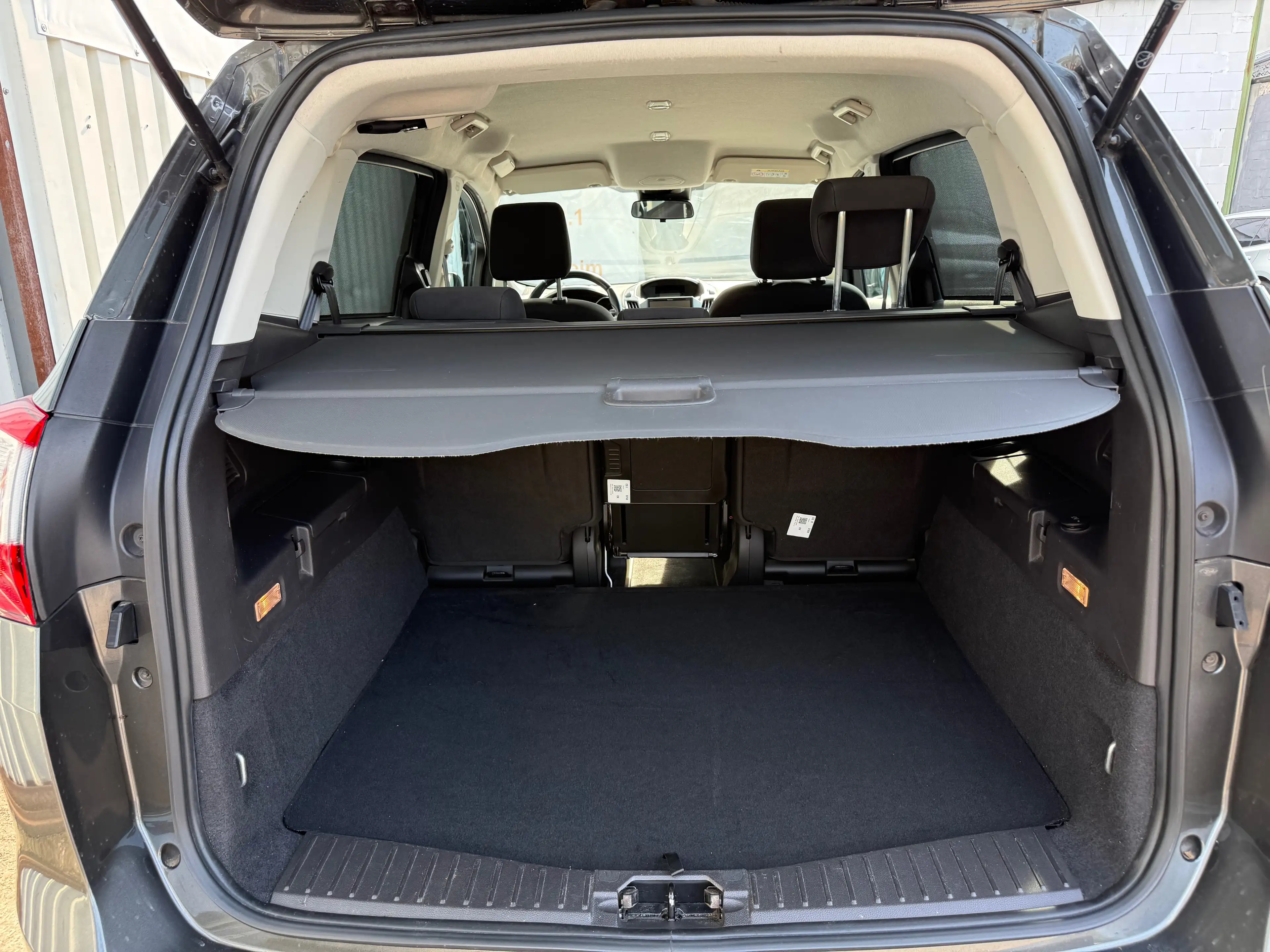 Ford Grand C-Max 1.Hand*Sehr gepflegt*PDC*Sitzheizung*Ford Service* — photo 7
