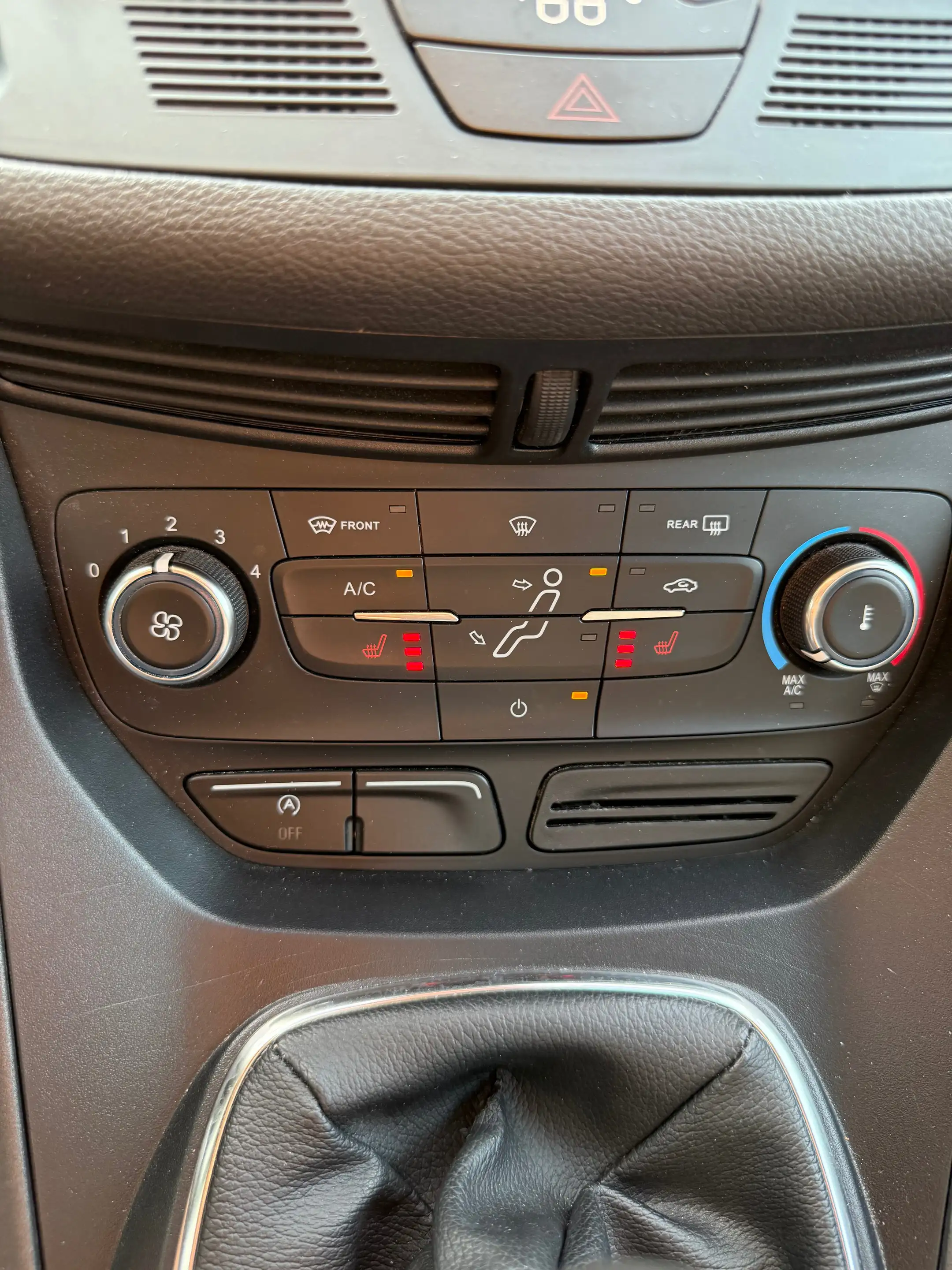 Ford Grand C-Max 1.Hand*Sehr gepflegt*PDC*Sitzheizung*Ford Service* — photo 15