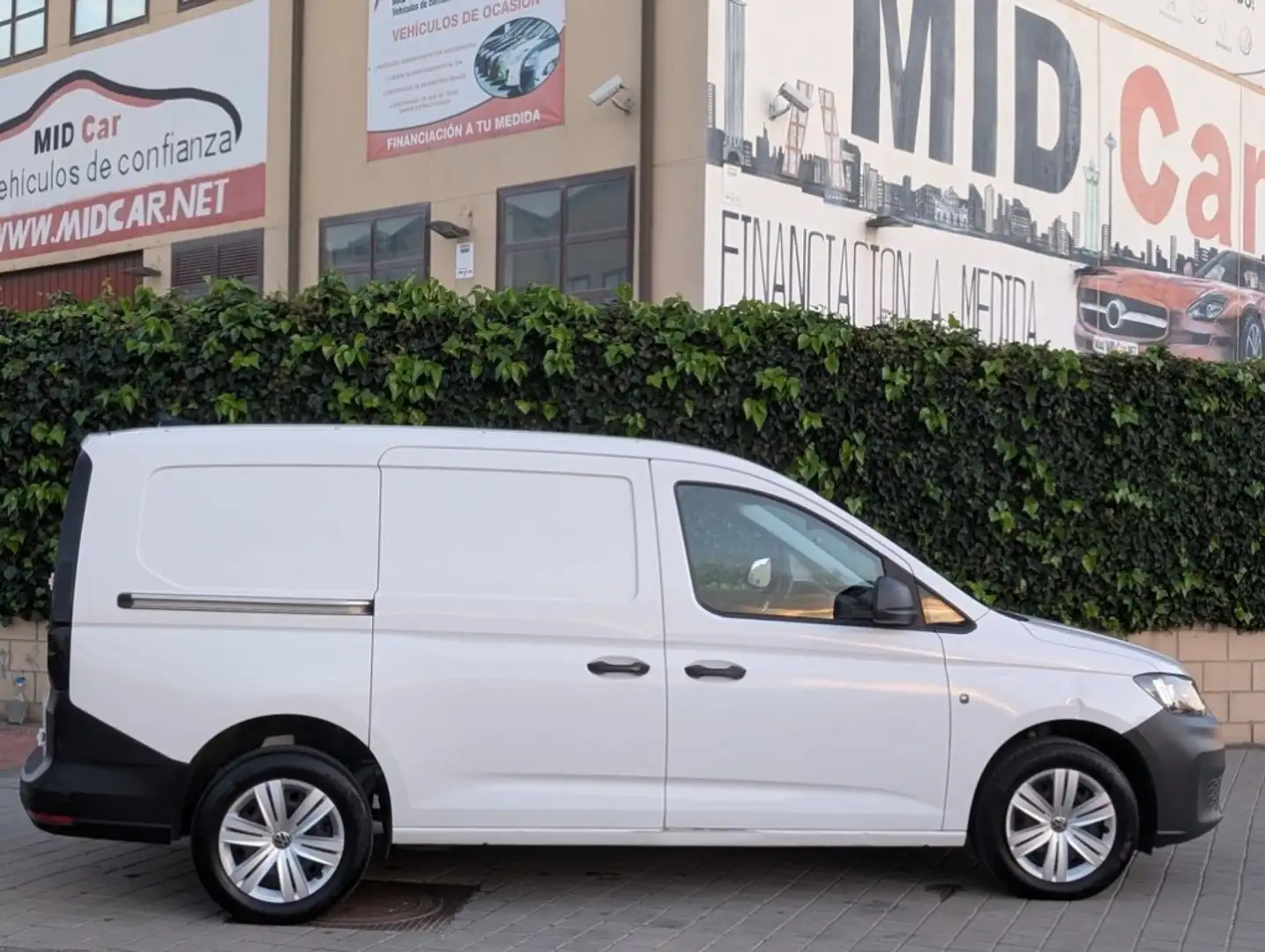 Volkswagen Caddy Furgón Maxi 2.0TDI 75kW Blanc - 2