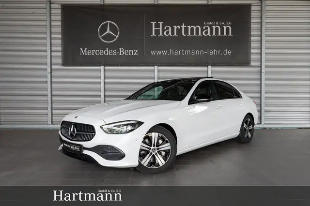 Mercedes-Benz C 220 d Avantgarde Night Panorama 360° Memory Pano. Dach/KeylessGo/Autom./Klima/LED/Park Assist./Sitzhzg./eSitz./el.Sitzv.