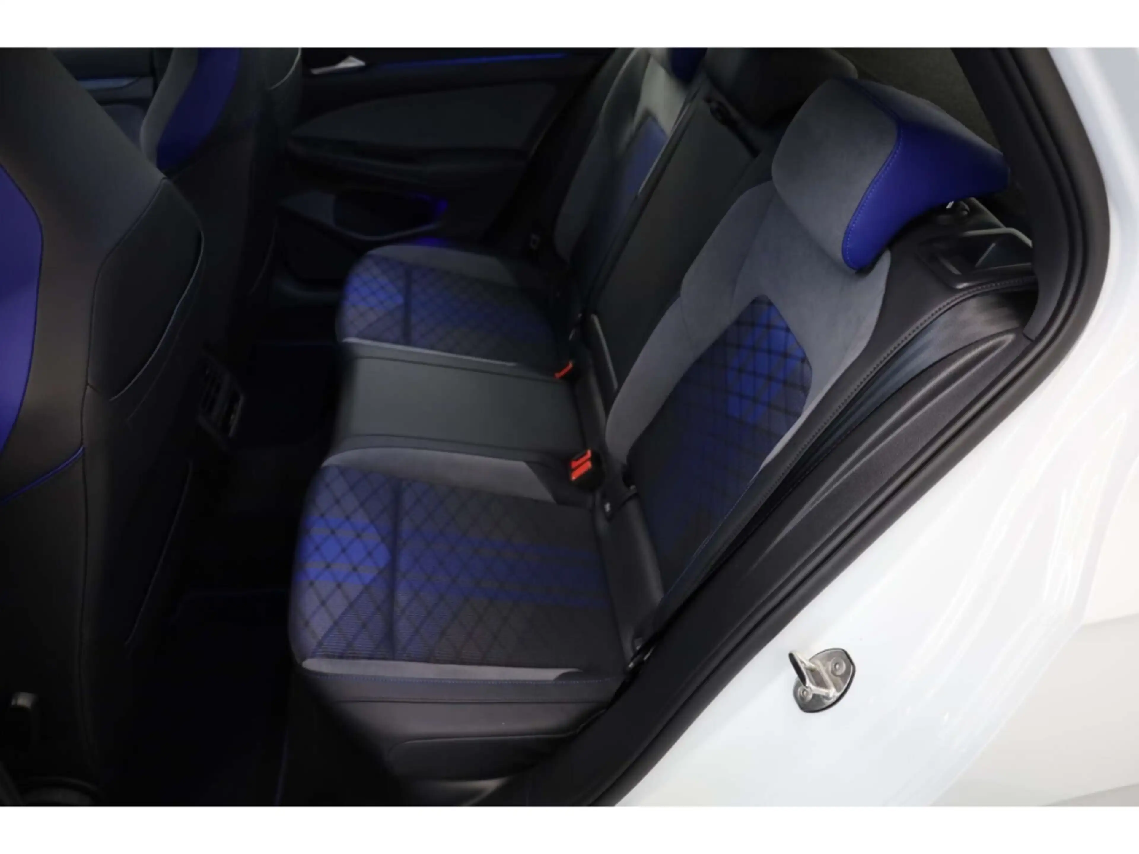 Volkswagen Golf R 2.0 TSI 4Mot. DSG LED/ACC/SH/Klima/DAB+ — photo 15
