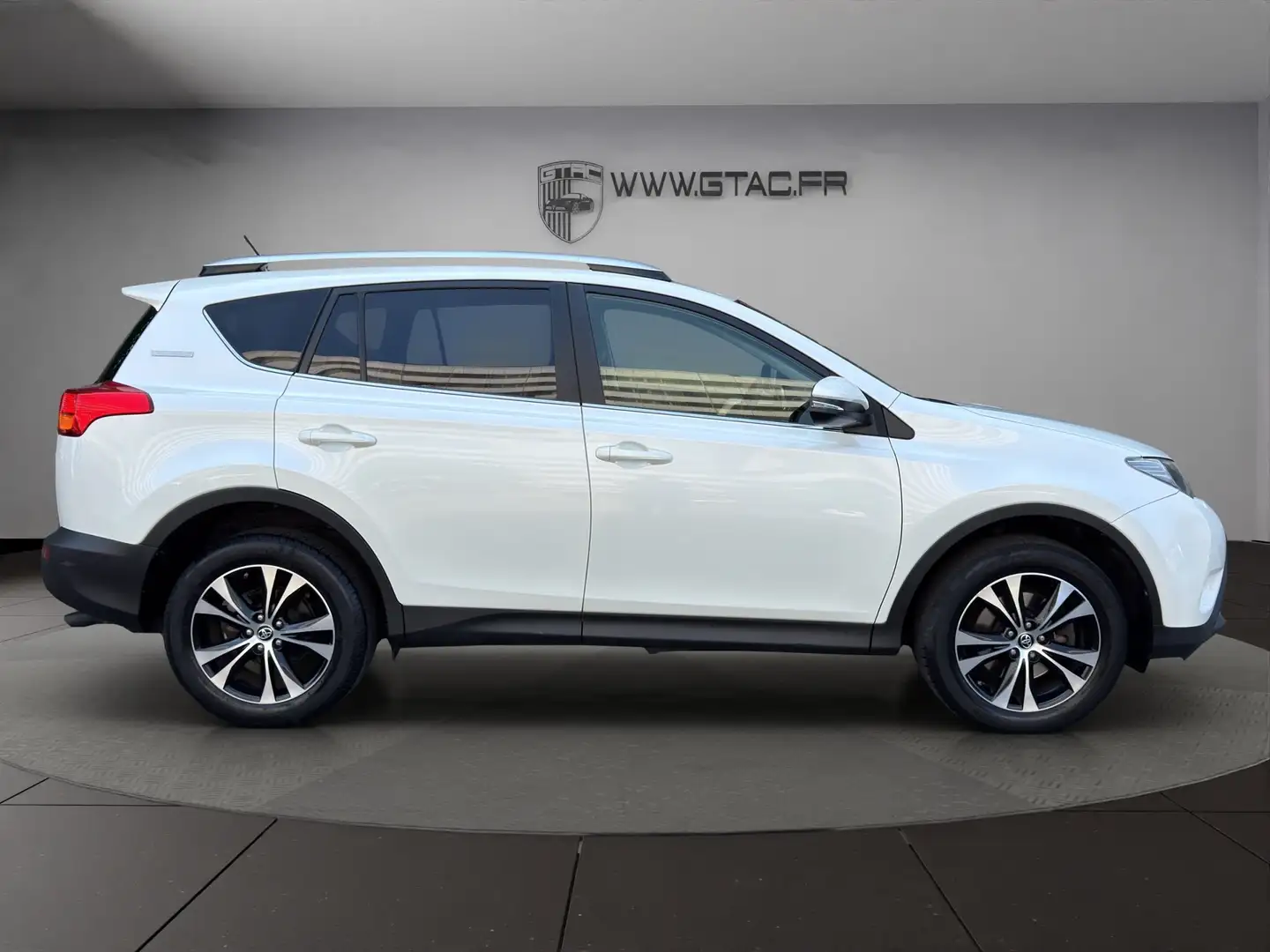 Toyota RAV 4 RAV4 124 D-4D AWD Life Blanc - 2