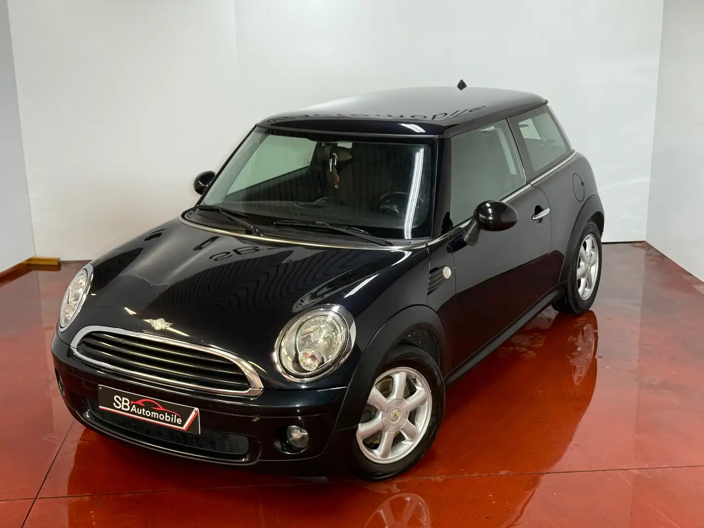 MINI One 1.4i // AIRCO // GARANTIE 12 MOIS // Noir - 2