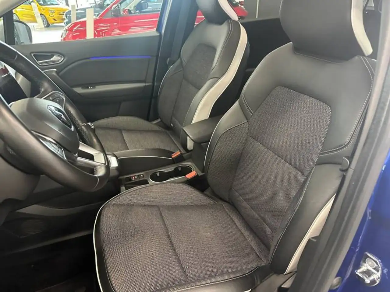 Renault Captur 2 TCe 100 Intens, миниатюра 9