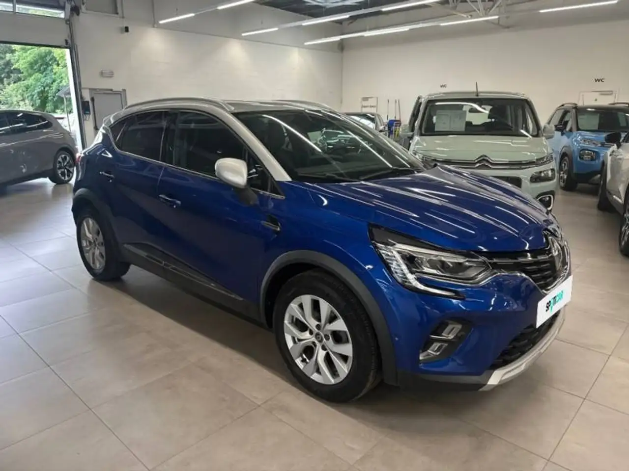 Renault Captur 2 TCe 100 Intens, миниатюра 3