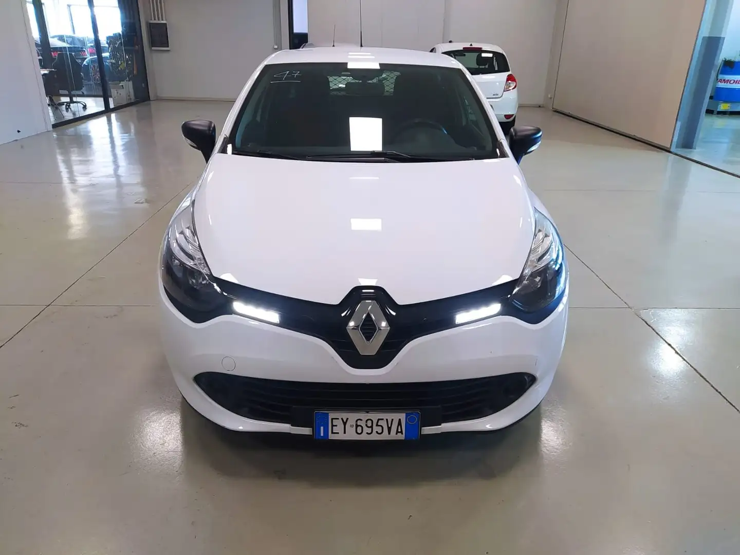 Renault Clio VAN 1.5 DCI 75CV E5+UNICO PROPIETARIO+AUTOCARRO Bílá - 2