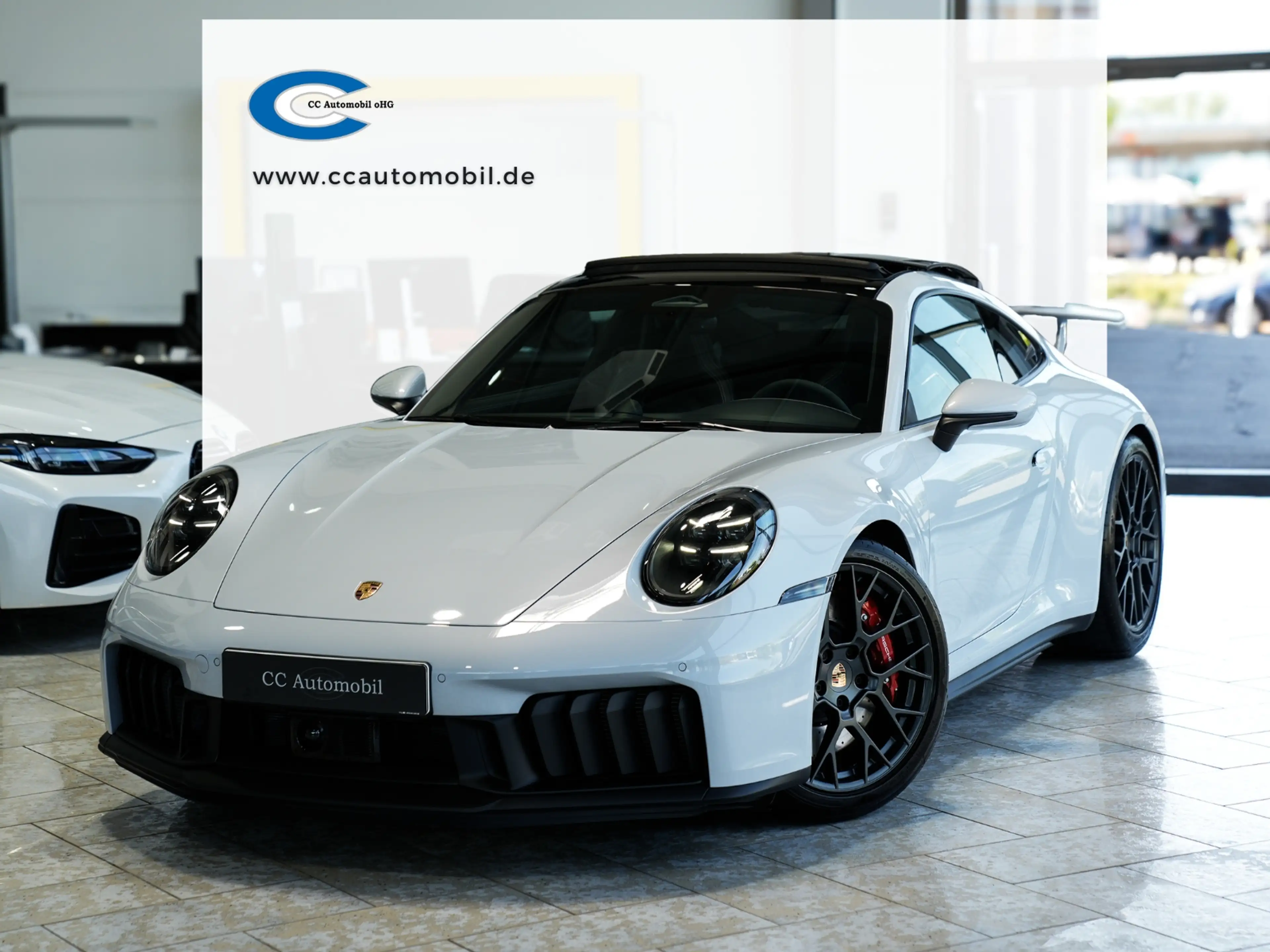 Porsche 911 Carrera 4 GTS AEROKIT Glasdach HD-Matrix — photo 2