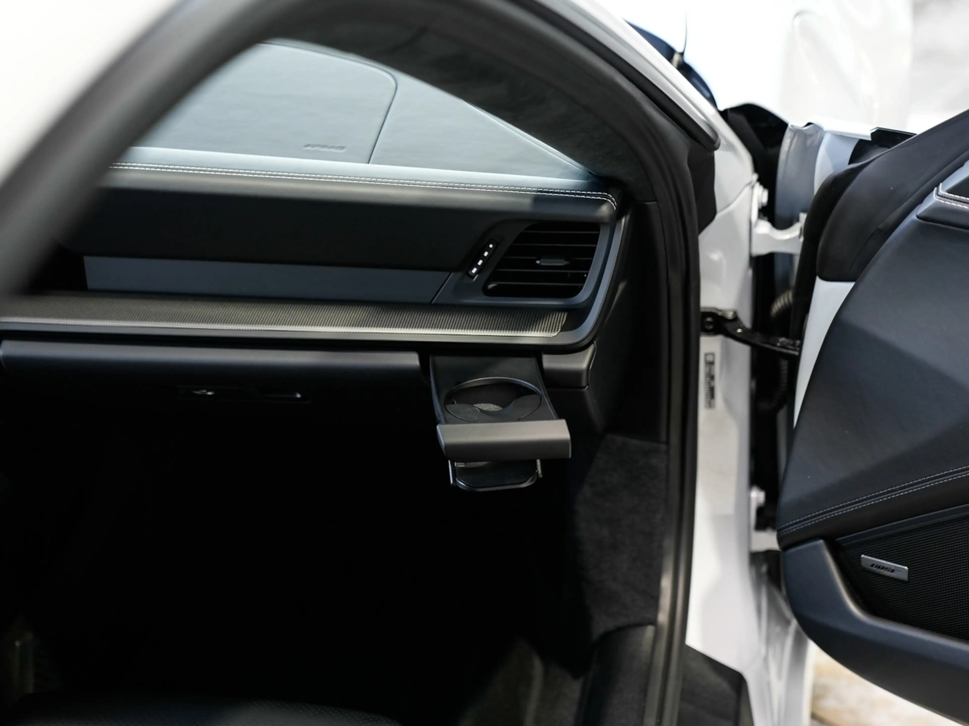 Porsche 911 Carrera 4 GTS AEROKIT Glasdach HD-Matrix — photo 14