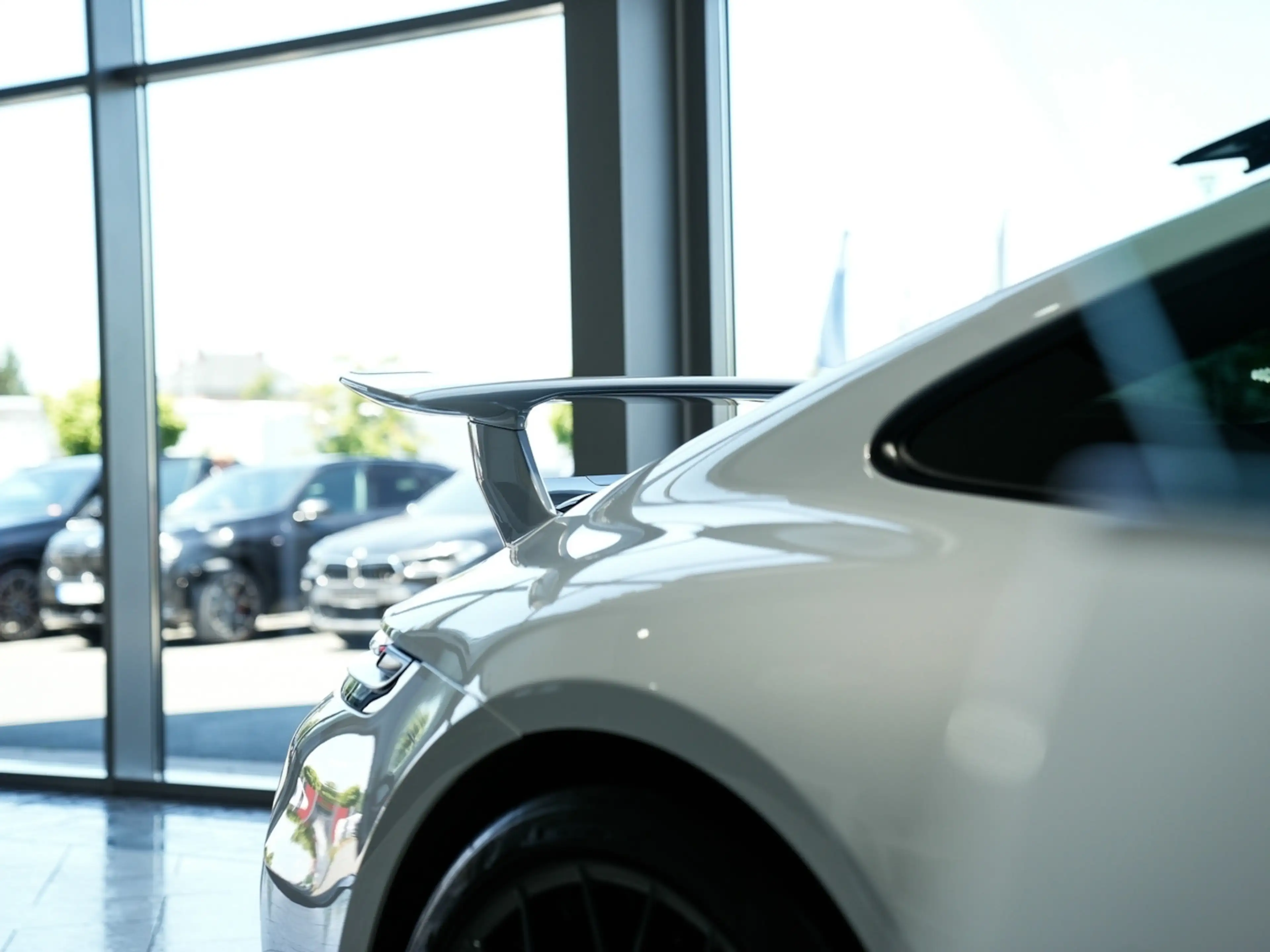 Porsche 911 Carrera 4 GTS AEROKIT Glasdach HD-Matrix — photo 9