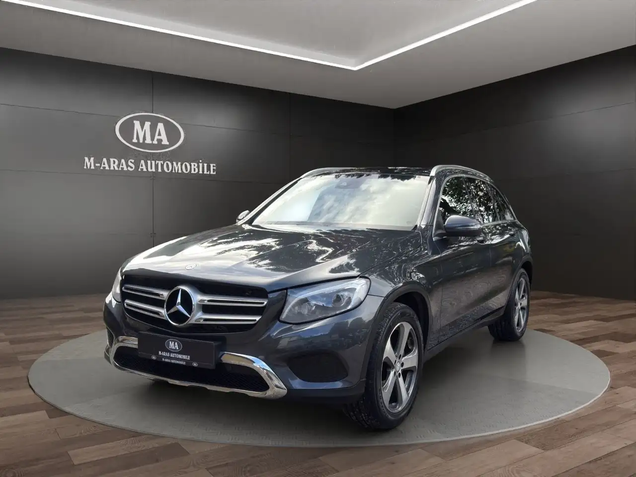 Mercedes-Benz GLC 220