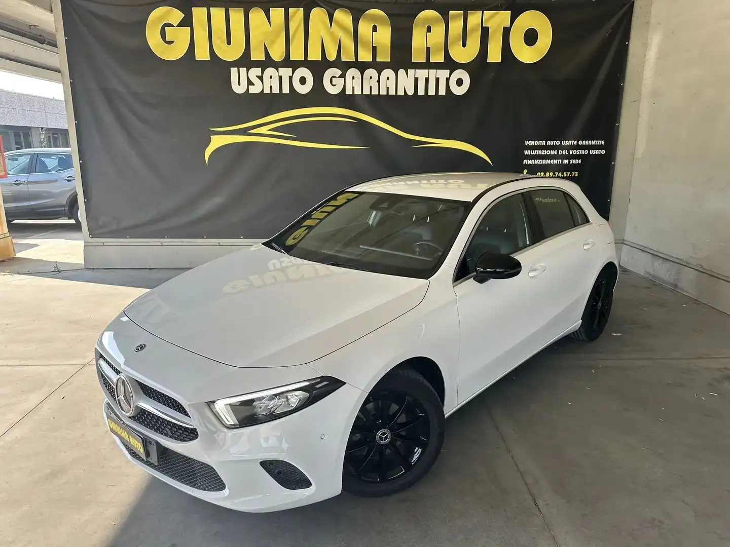 Mercedes-Benz A 180 A 180 Sport auto White - 1