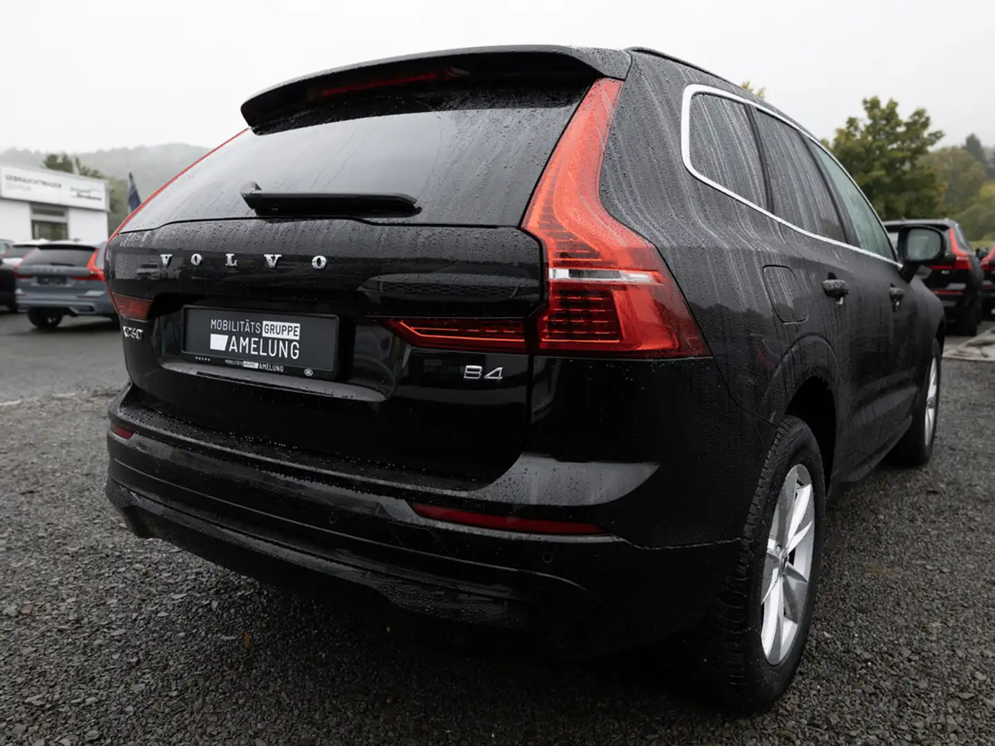 Volvo XC60 B4 2WD Core PDC SHZ KAMERA FACEL. LED Schwarz - 2
