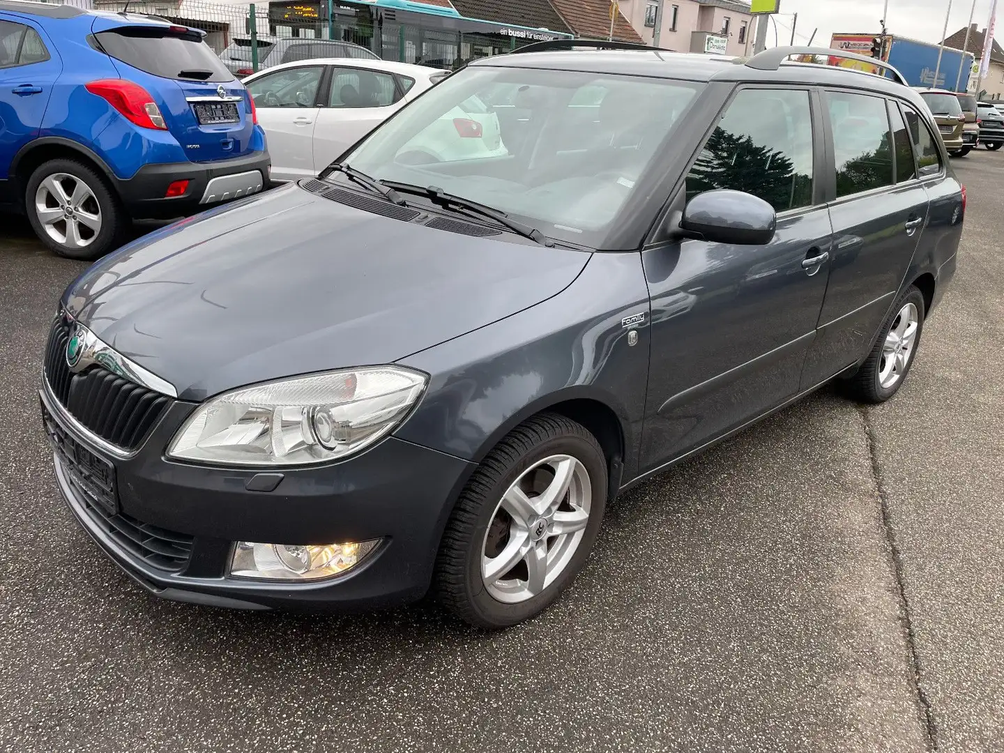 Skoda Fabia Combi Family Grau - 1
