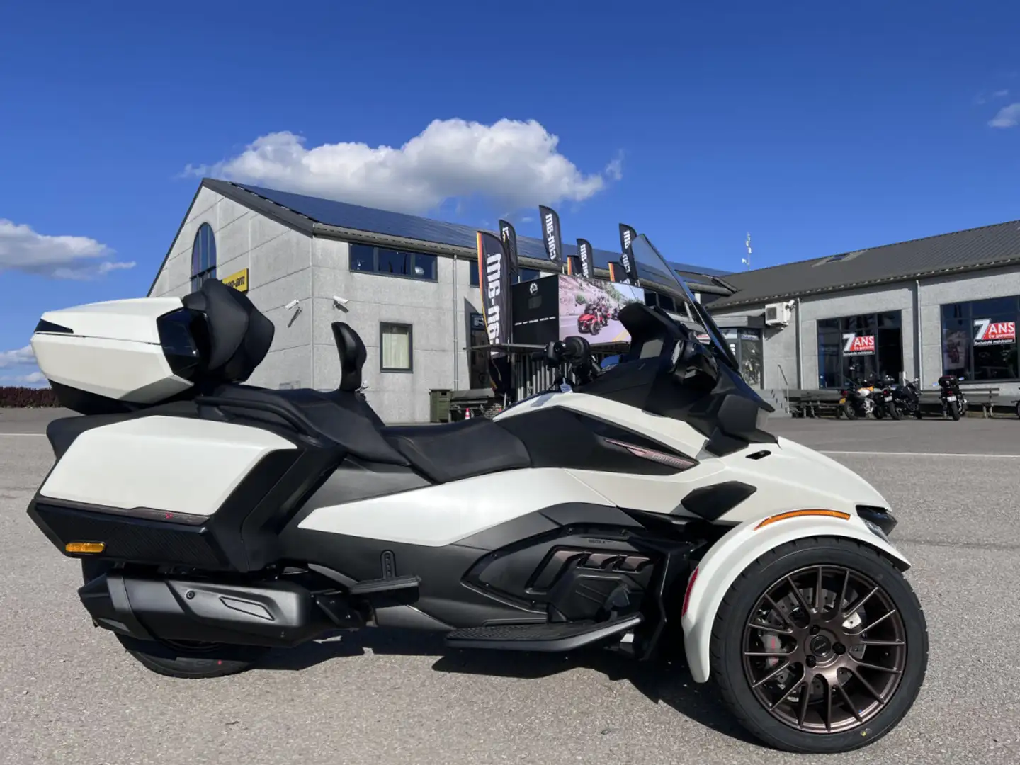 Can-Am Spyder RT SEA TO SKY MY25 Blanc - 2