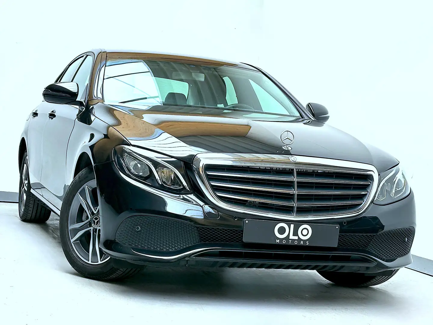Mercedes-Benz E 220 d Technology Edition Noir - 1
