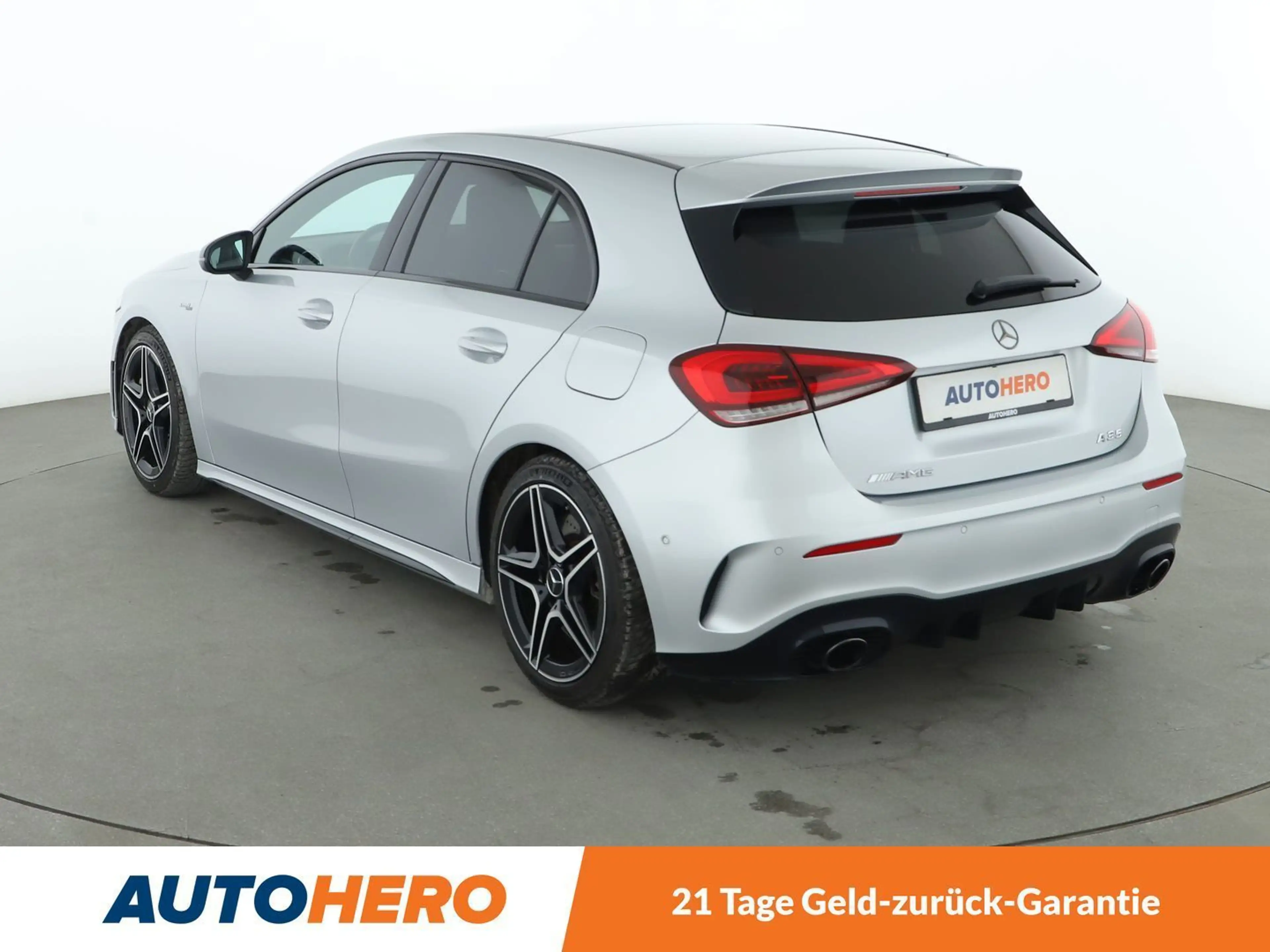 Mercedes-Benz A 35 AMG A 35 AMG 4Matic Aut.*TEMPO*NAVI*CAM*PDC*SHZ*ALU* — photo 4
