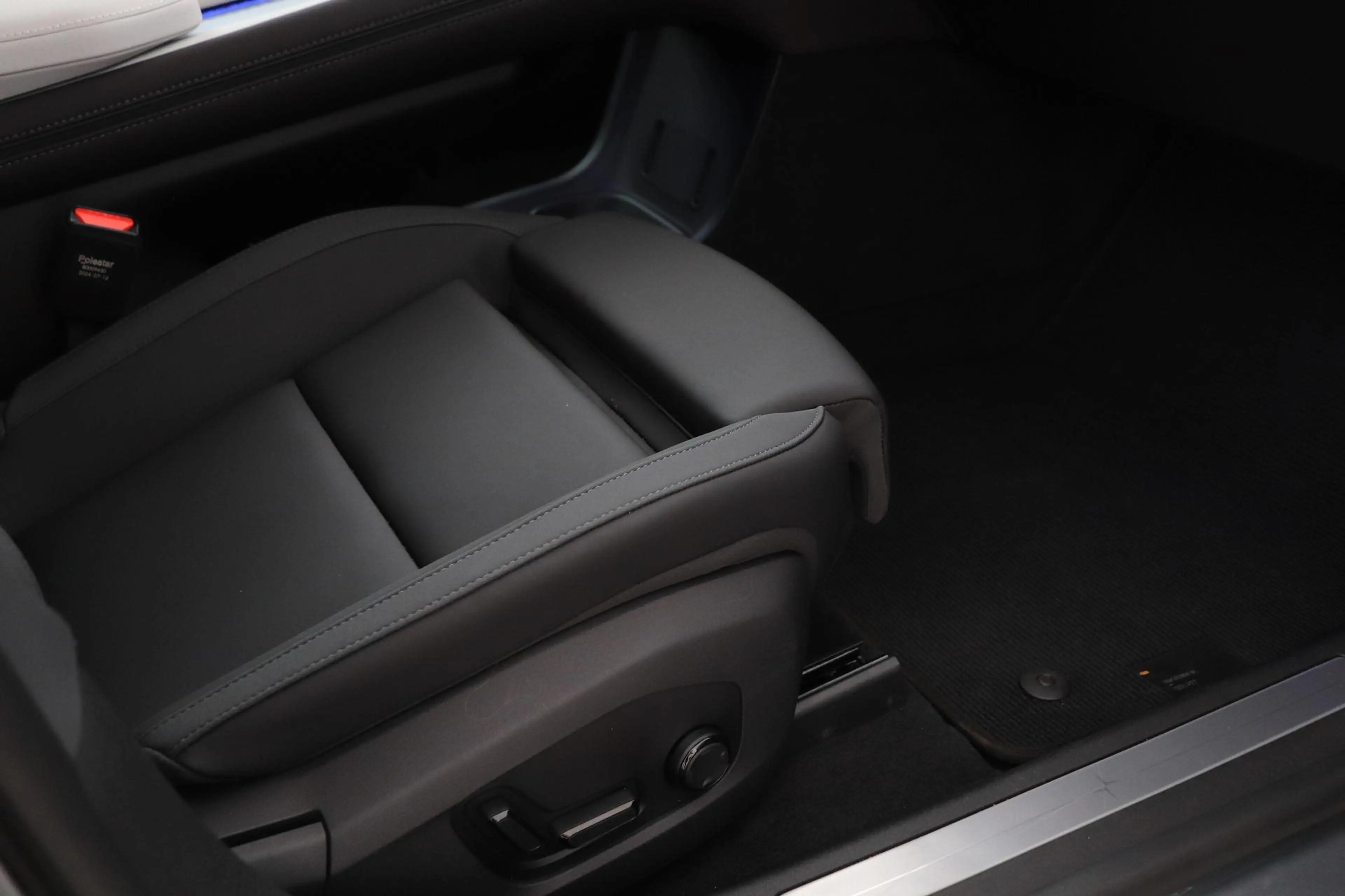 Polestar 4 Long Range Single motor Plus 100 kWh | ACC | Pilot — photo 46