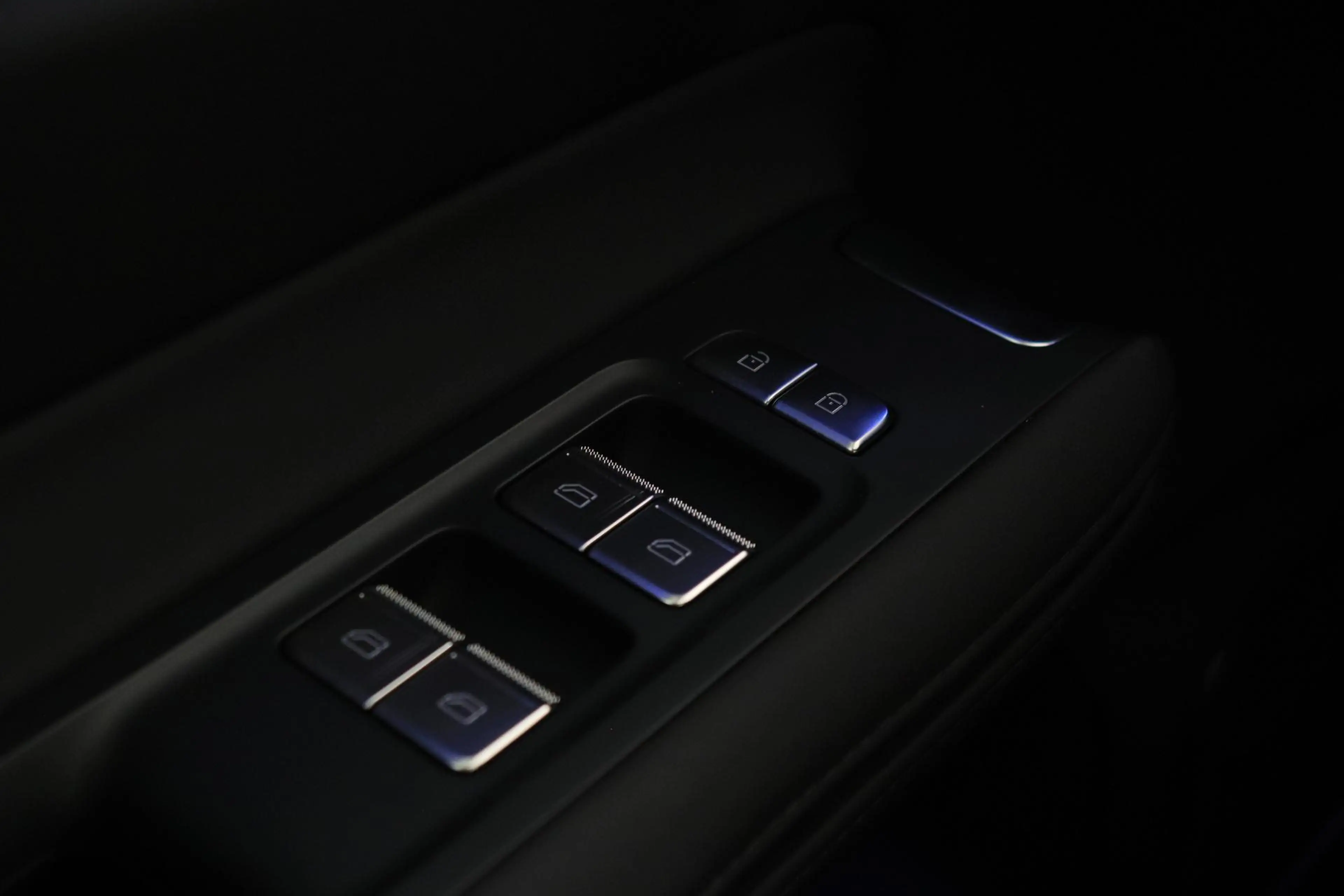 Polestar 4 Long Range Single motor Plus 100 kWh | ACC | Pilot — photo 44