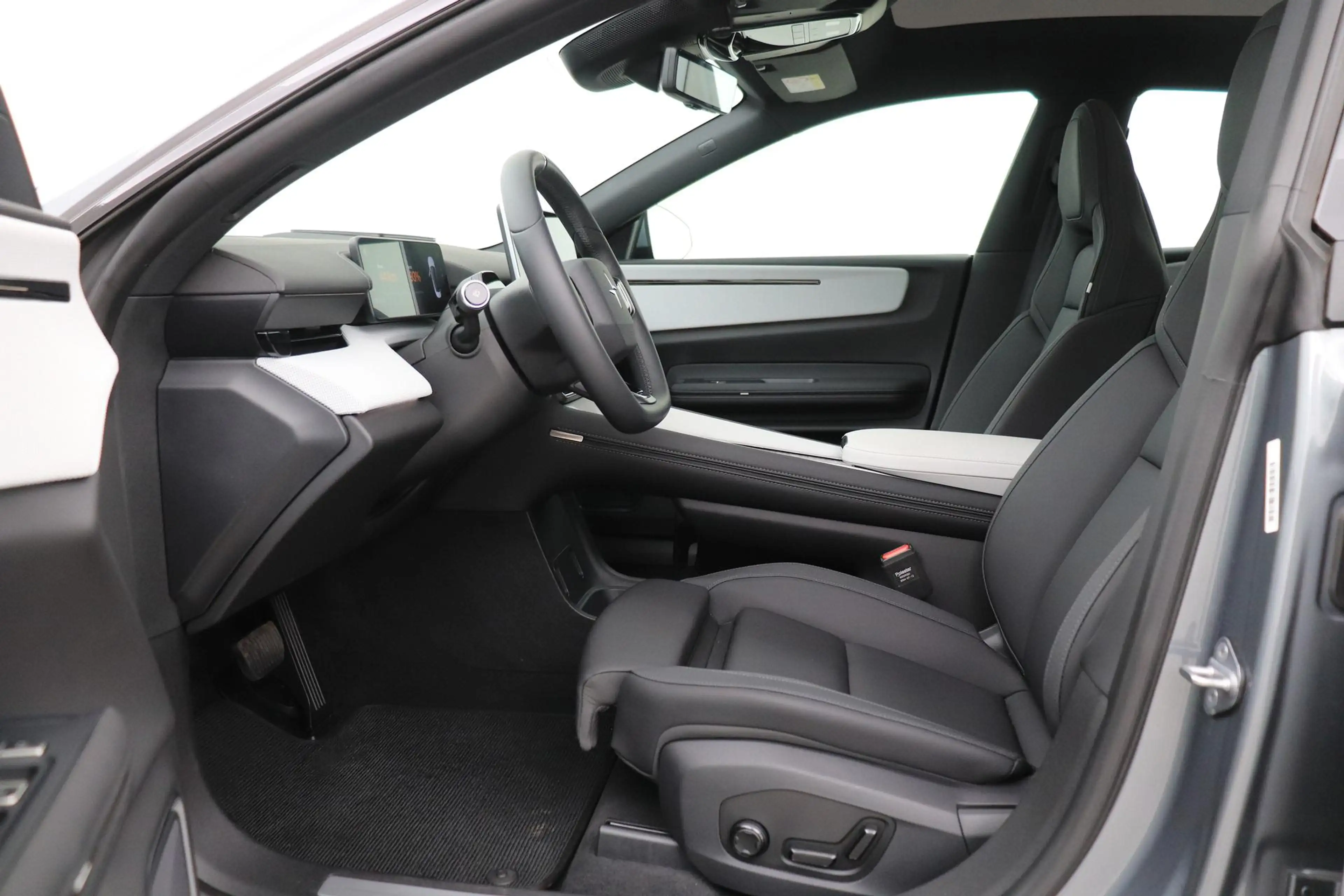 Polestar 4 Long Range Single motor Plus 100 kWh | ACC | Pilot — photo 3