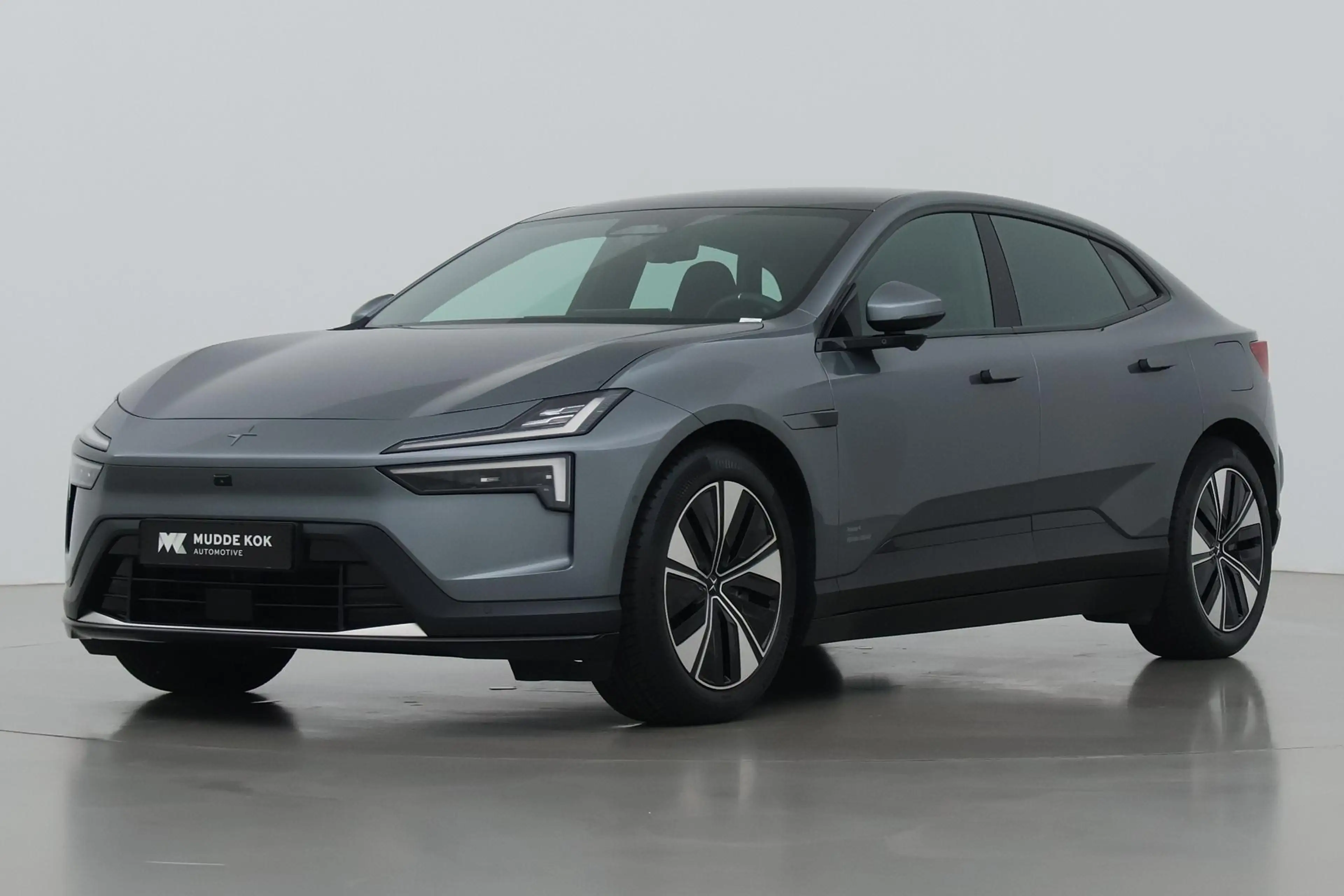 Polestar 4 Long Range Single motor Plus 100 kWh | ACC | Pilot — photo 8