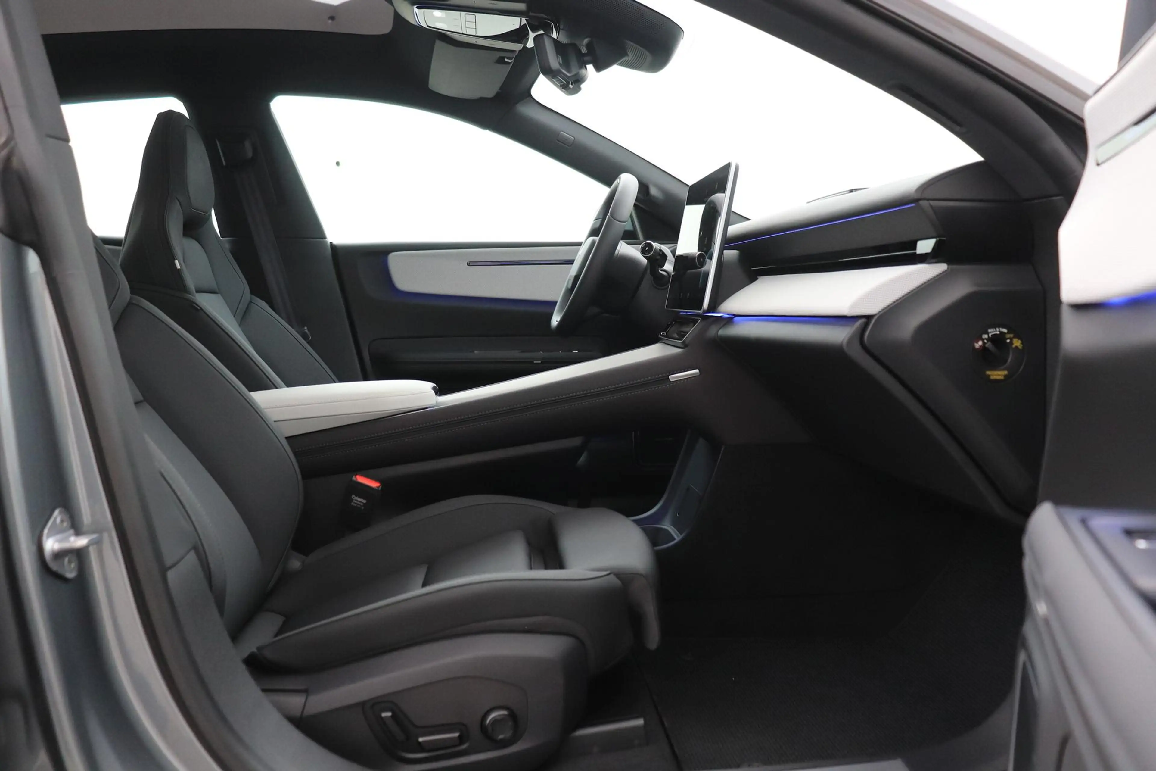 Polestar 4 Long Range Single motor Plus 100 kWh | ACC | Pilot — photo 5